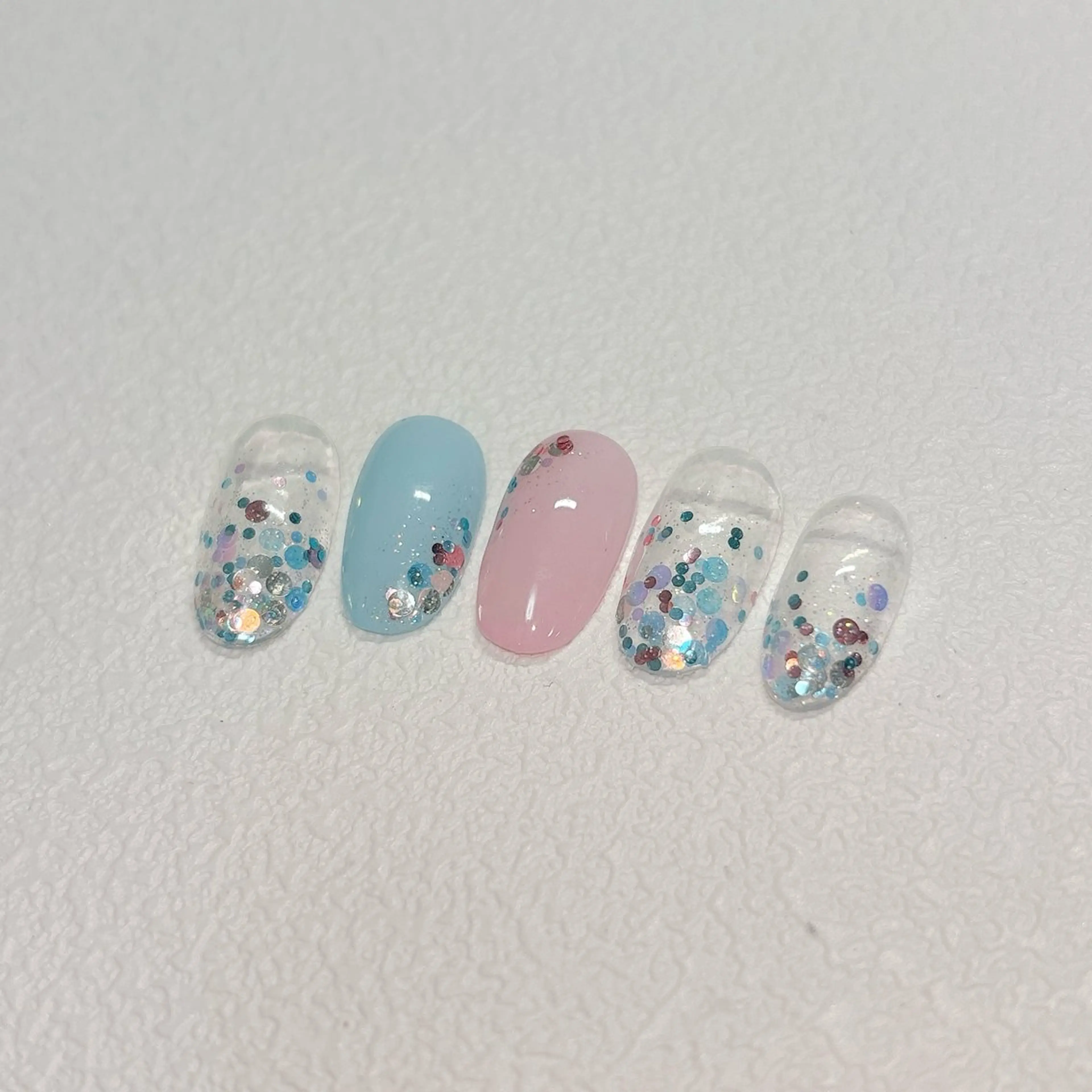 ネイル ハンドネイル アネラ もか.⋆𝜗𝜚のネイルデザイン