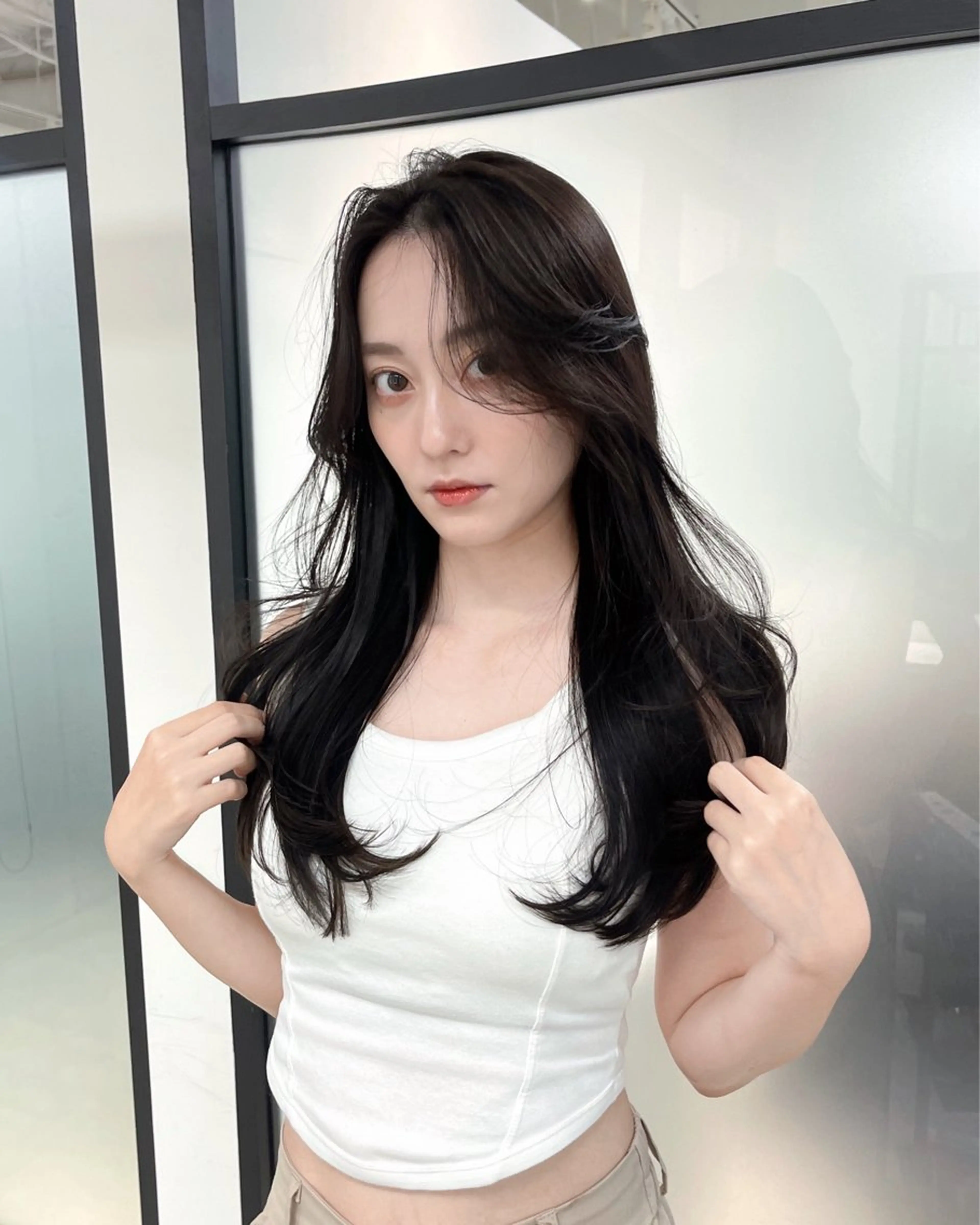 ヘアアレンジ カット ヘアカラー トリートメント 韓国レイヤーカット 髪質改善▫️水野有真のヘアスタイル