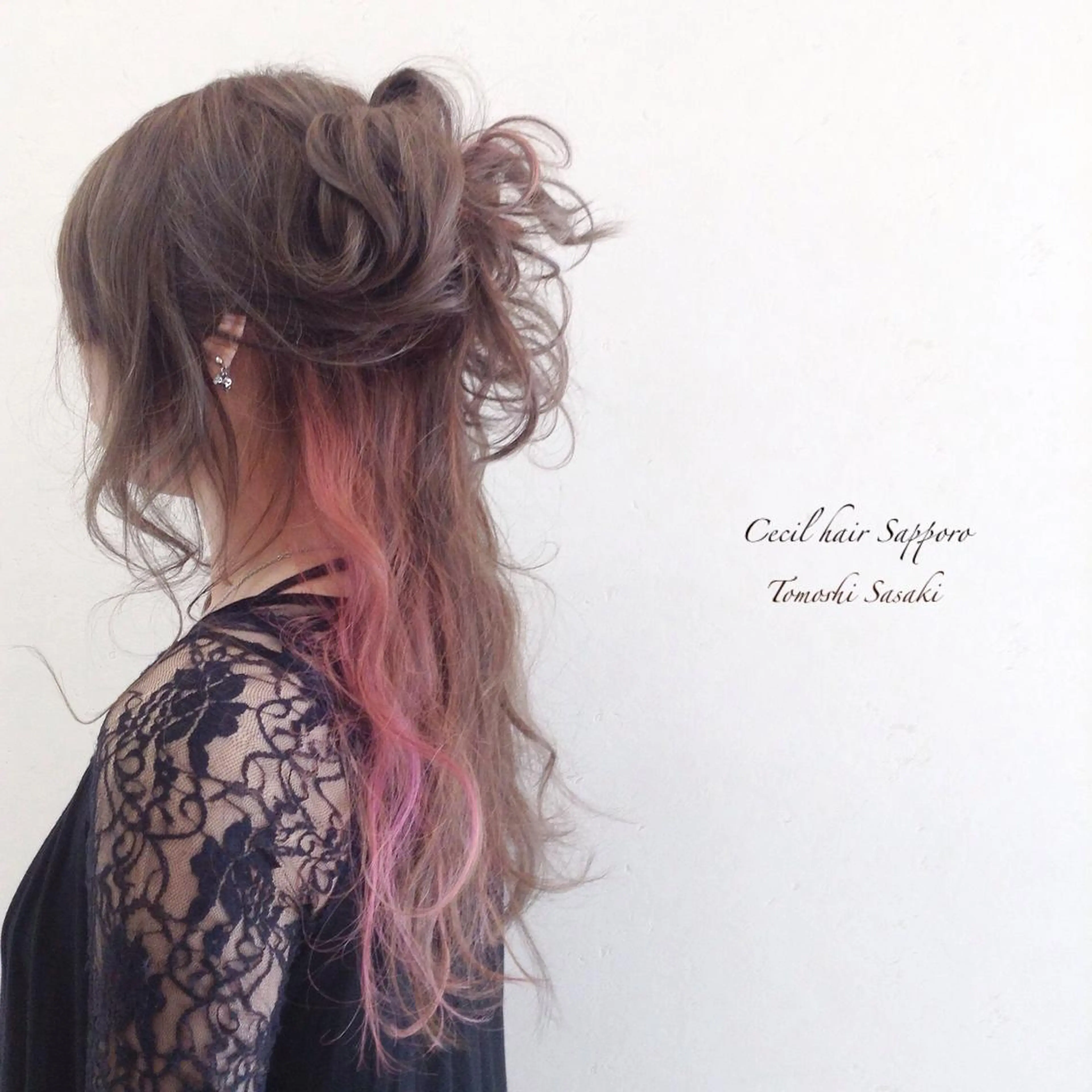 カラー インナーカラー ピンクカラー ササキ トモシのヘアスタイル