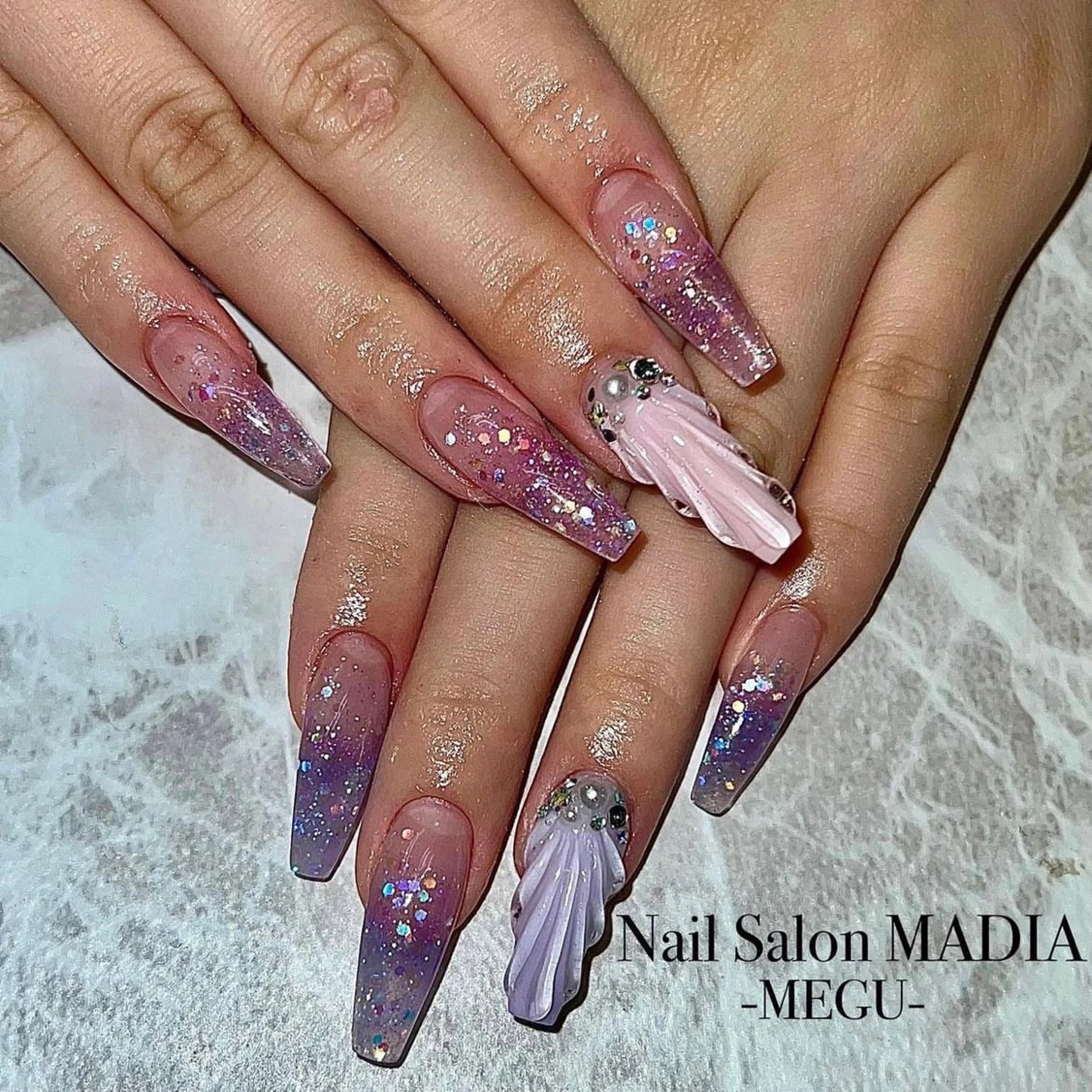 ネイル MADIA MEGUのネイルデザイン