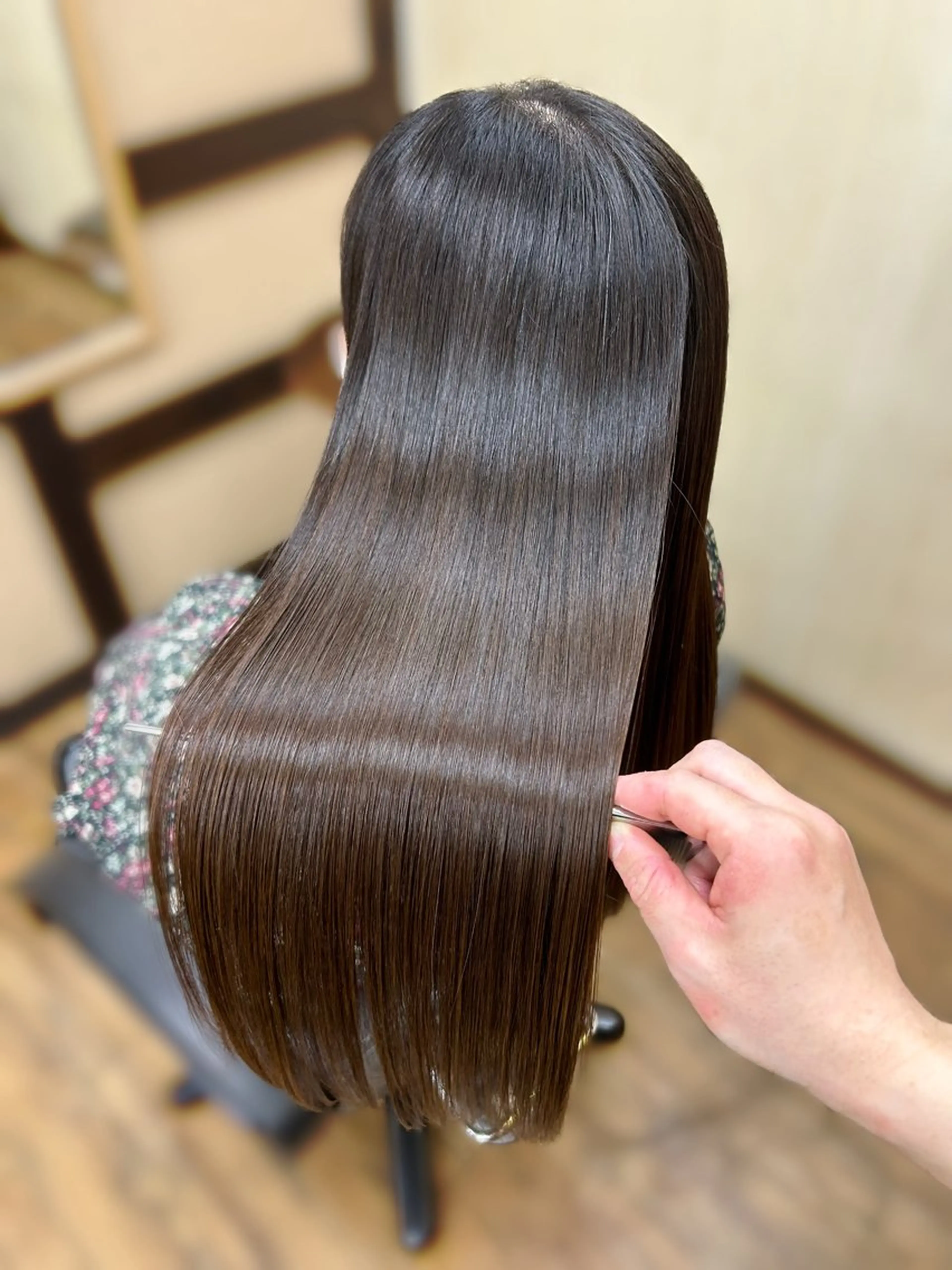 ロング みやたゆうき 髪質改善講師のヘアスタイル