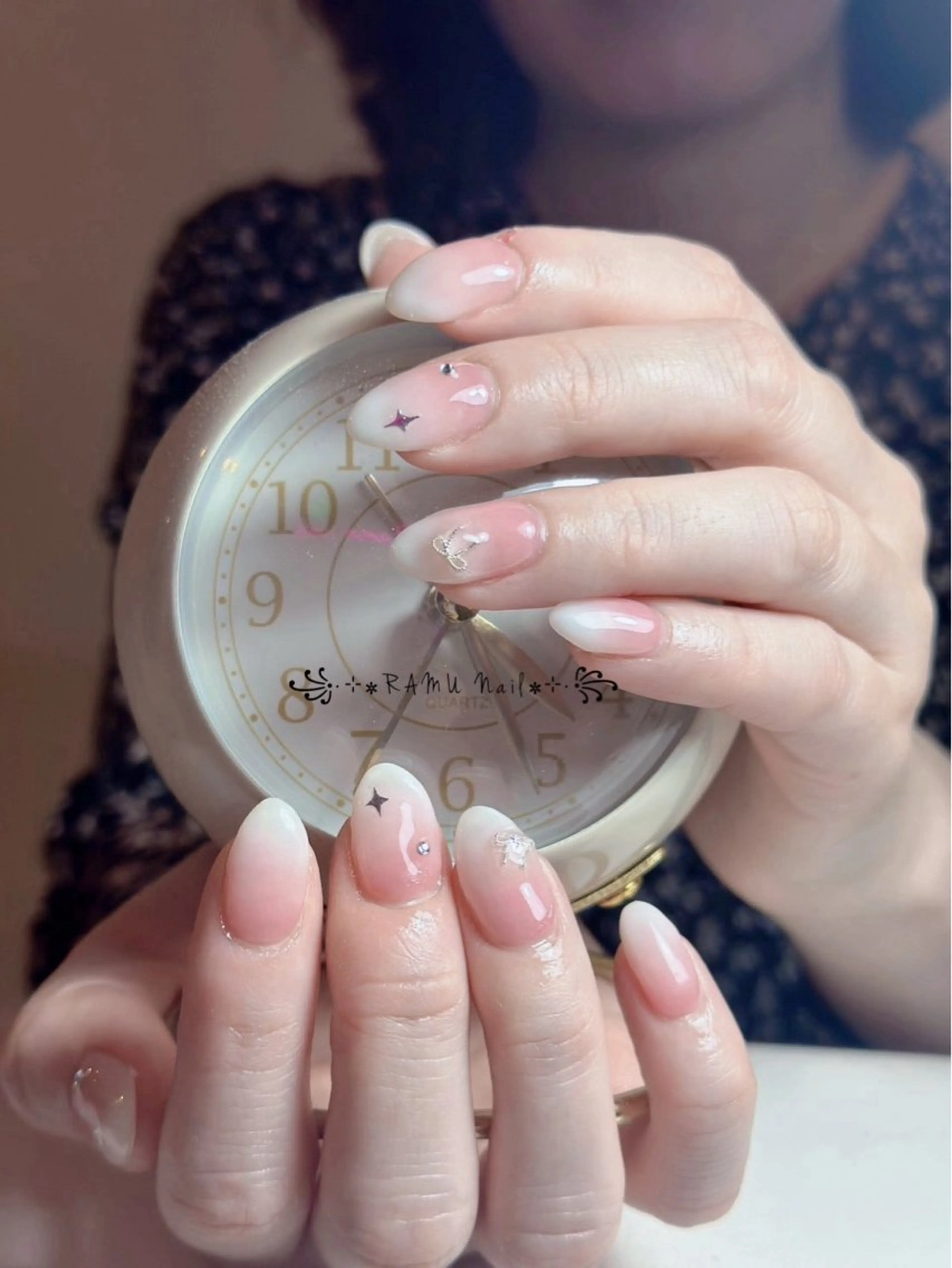 ネイル キラキラネイル マグネットネイル ミラーネイル ピンク 春ネイル ハンドネイル RAMU Nail 恵比寿店のネイルデザイン