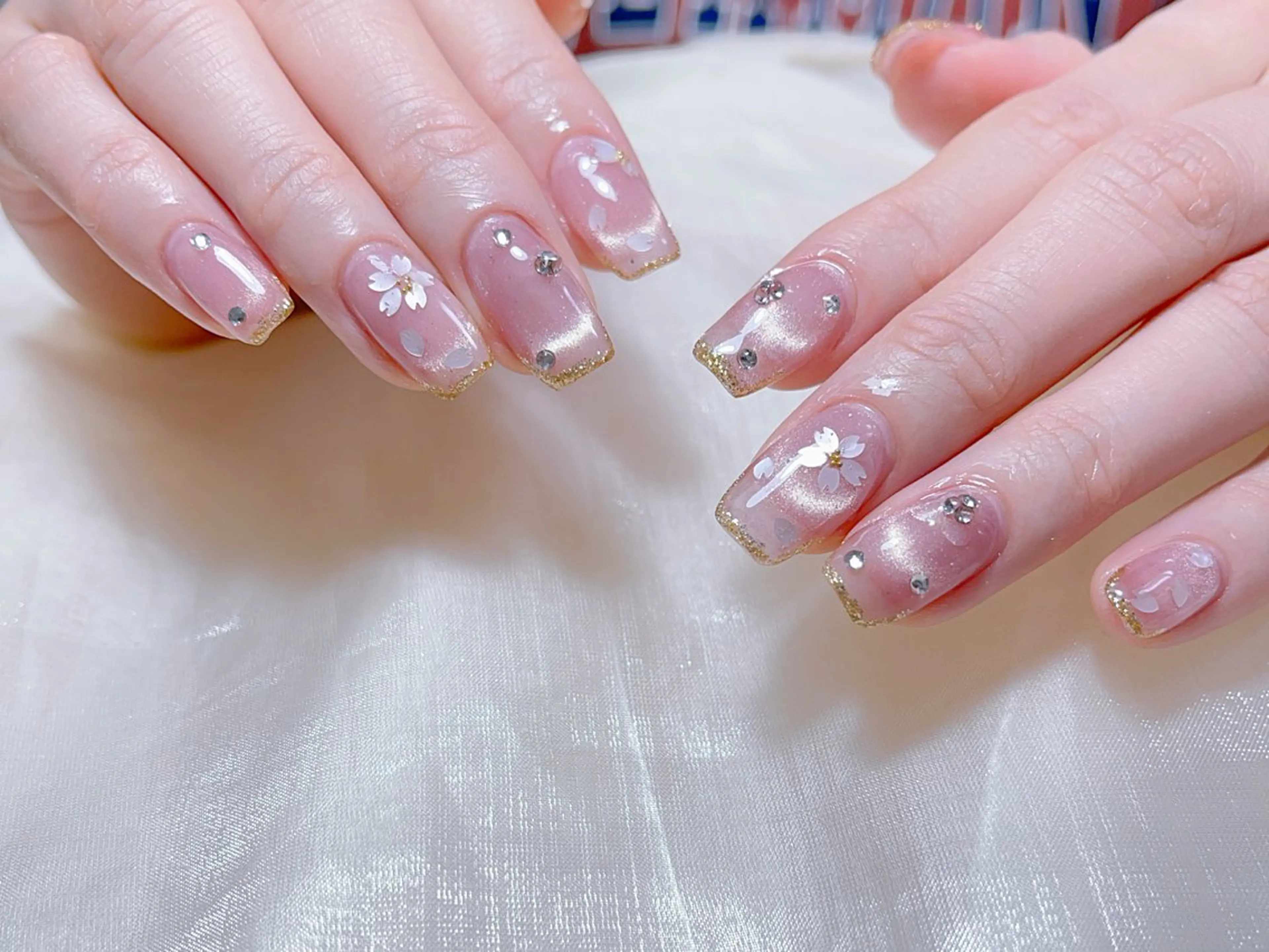 ネイル 🎀ネイルサロン エクラYUI🎀のネイルデザイン