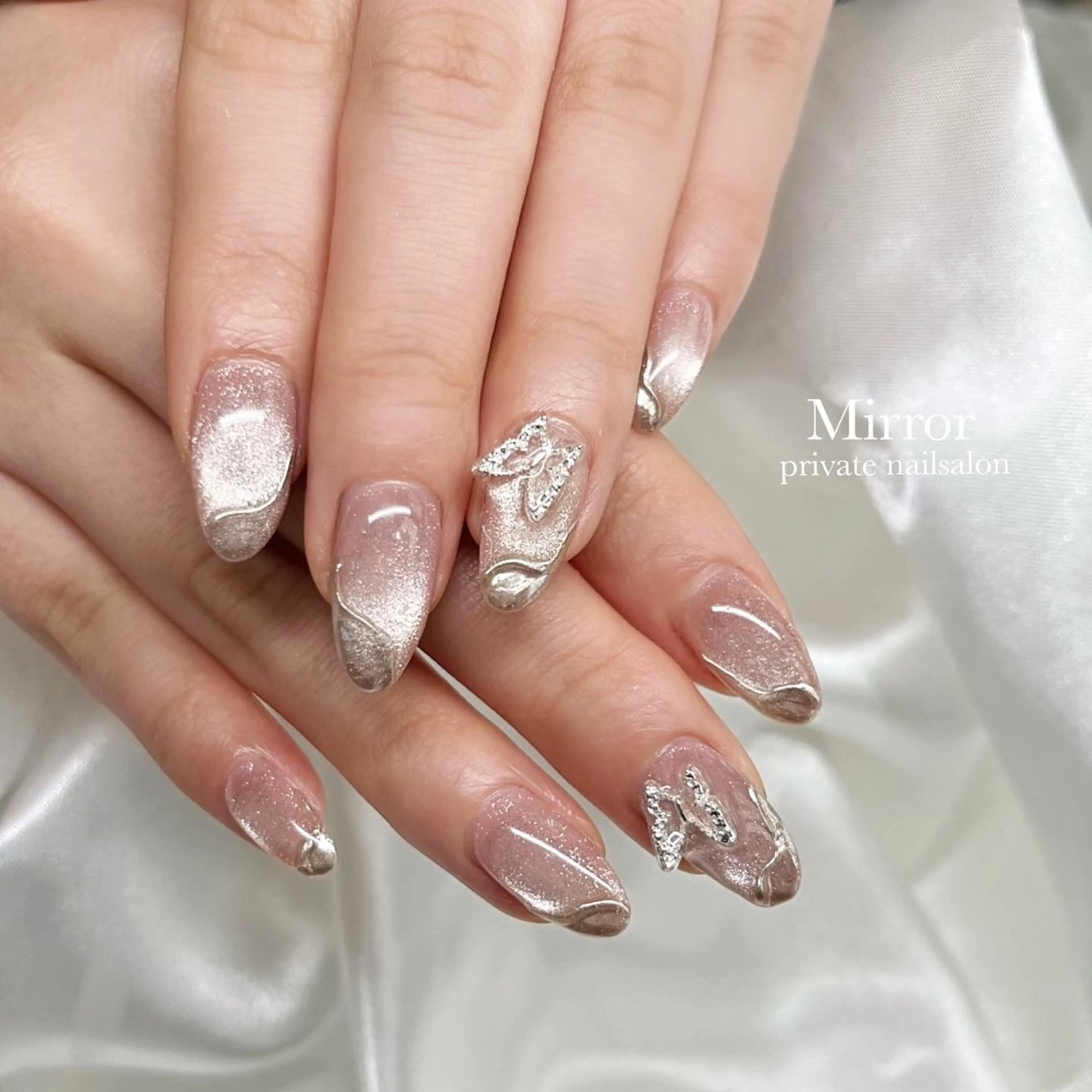 ネイル ハンドネイル nailsalon Mirrorのネイルデザイン