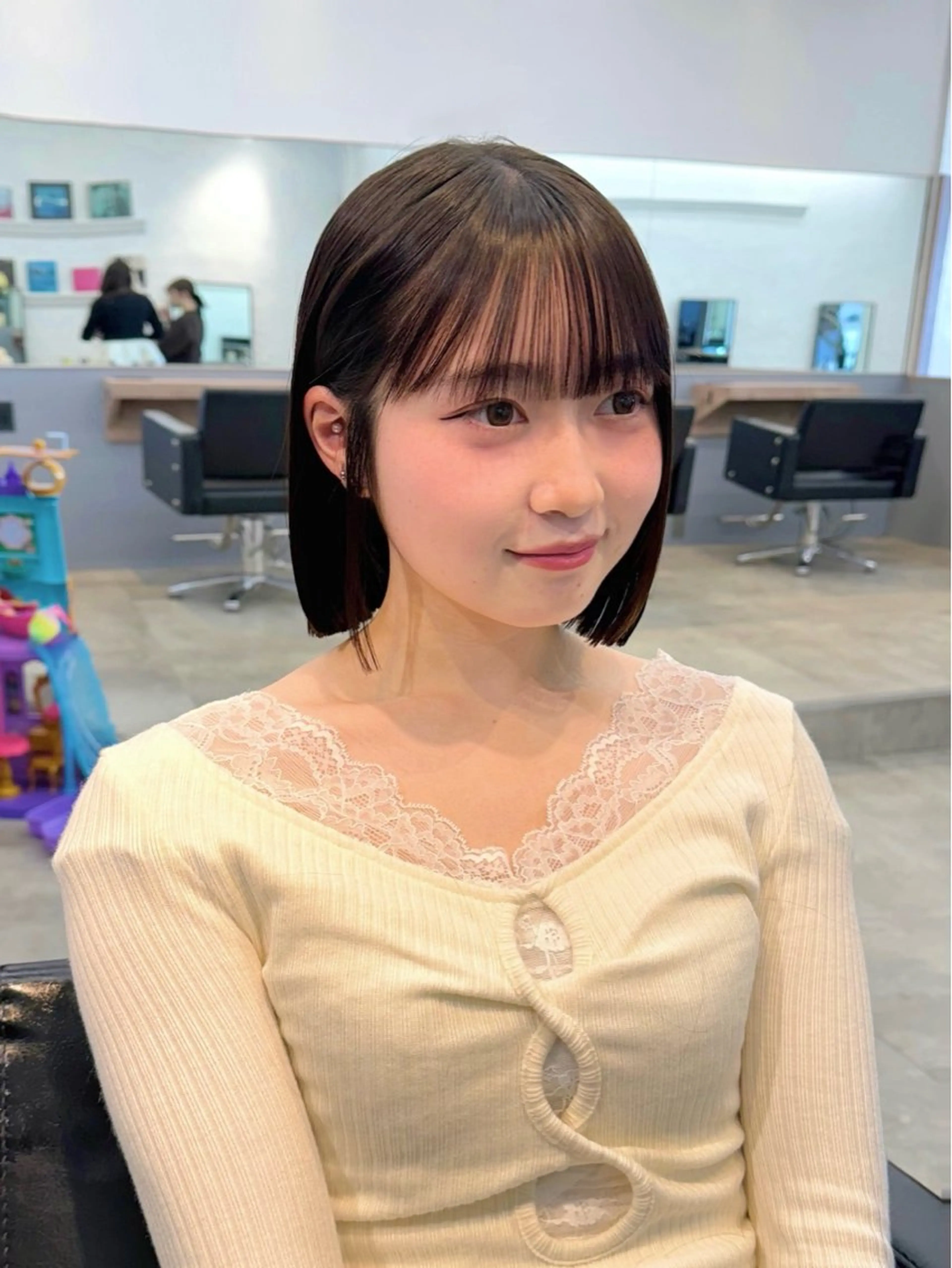 ショート カラー グレージュ/レイヤー /ボブ/moyu🎀のヘアスタイル