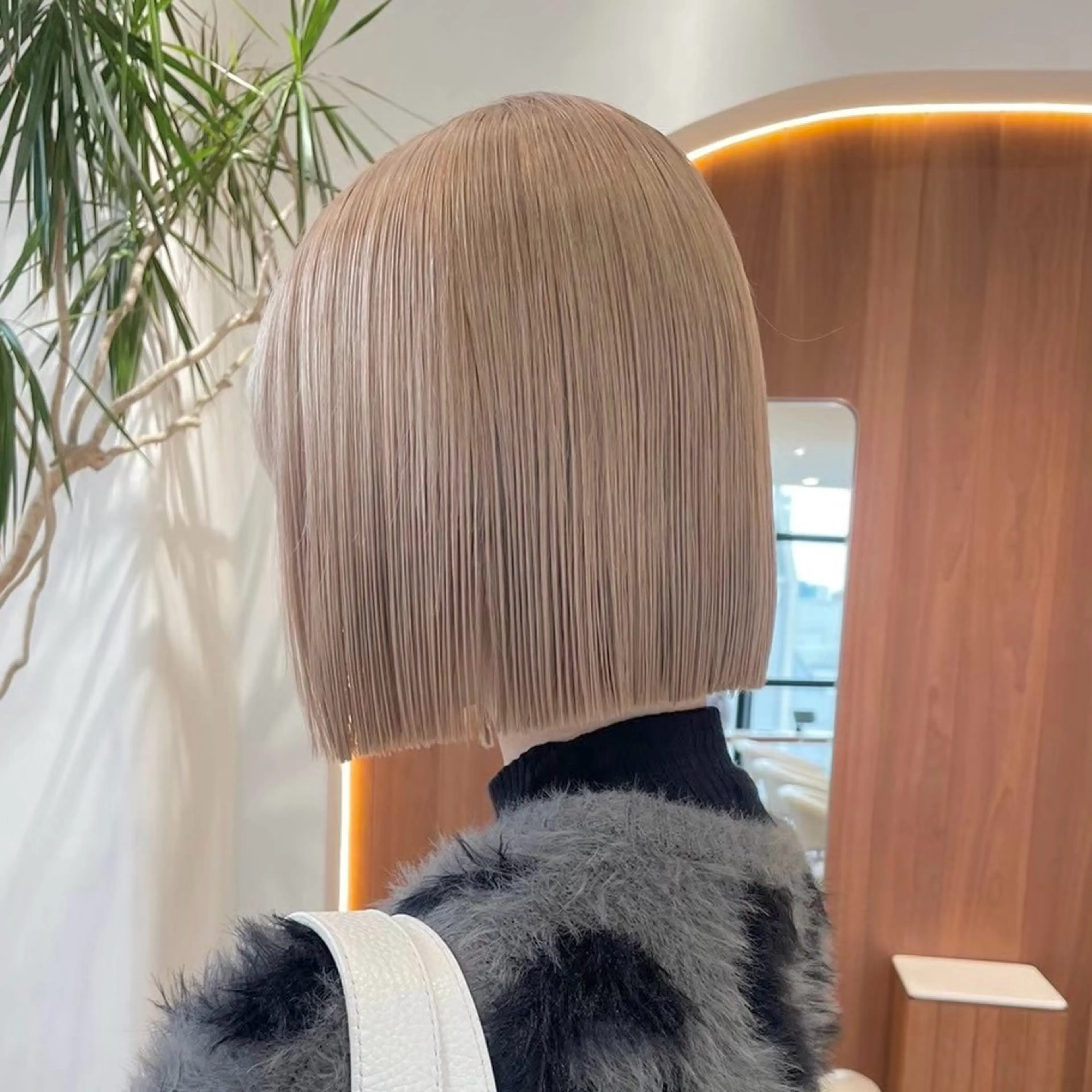 ミディアム カラー カット ヘアカラー 渋谷／タッセルボブ ／顔周り/加邊凌也のヘアスタイル