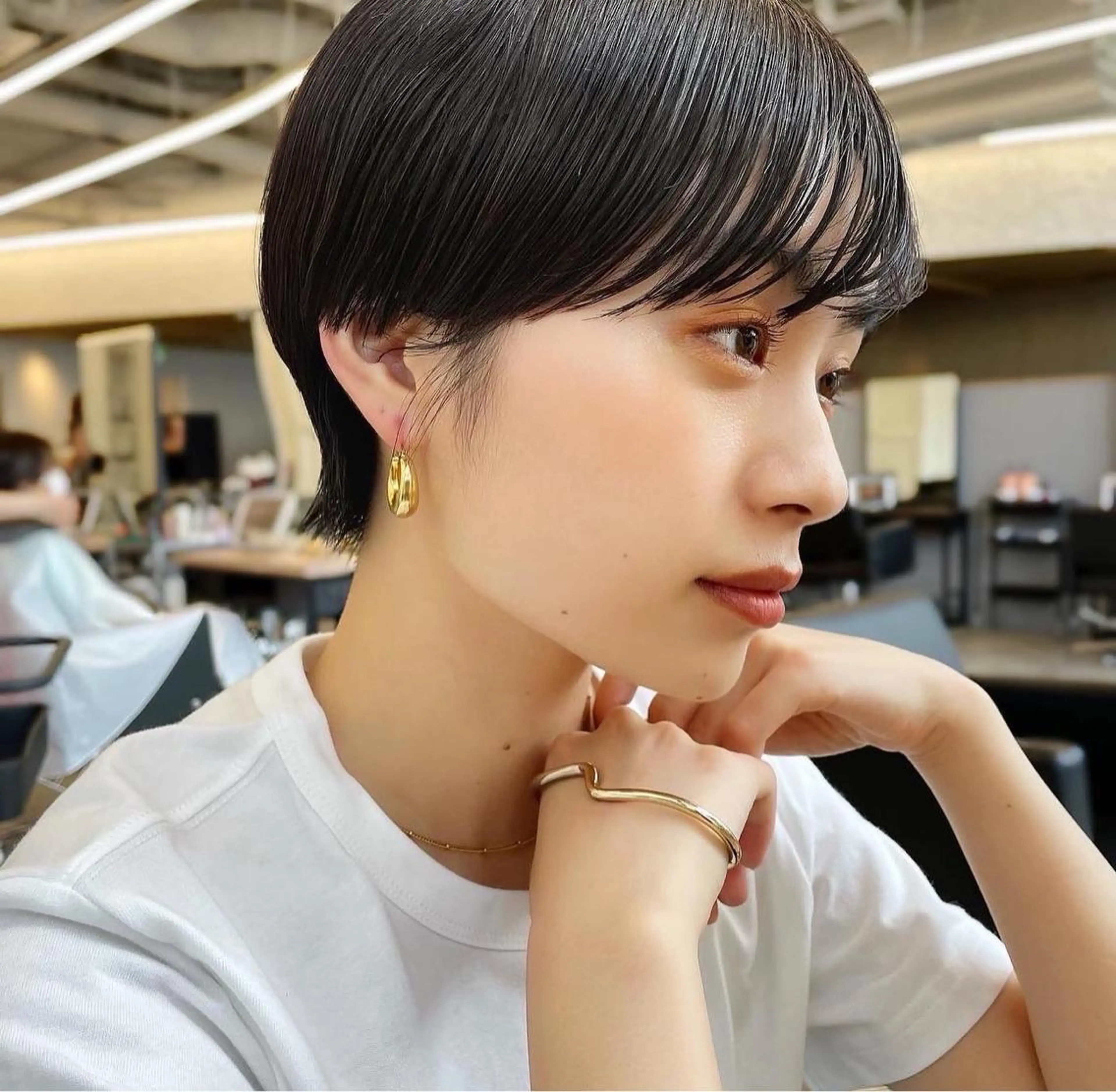 ショート ショートヘア カット レイヤー/ショート透 明感カラー/西田祐賀のヘアスタイル