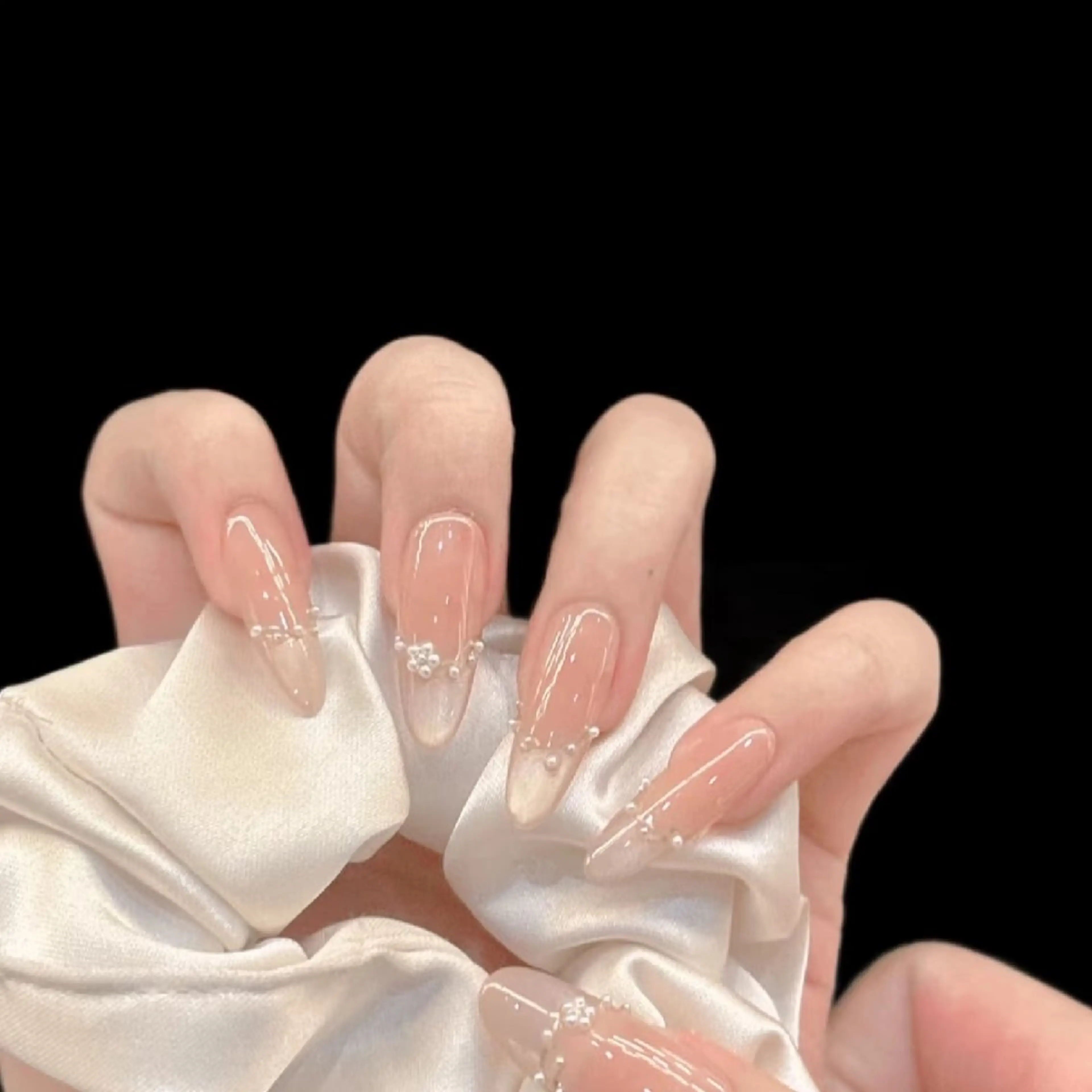 ネイル 鈴木 彩星のネイルデザイン