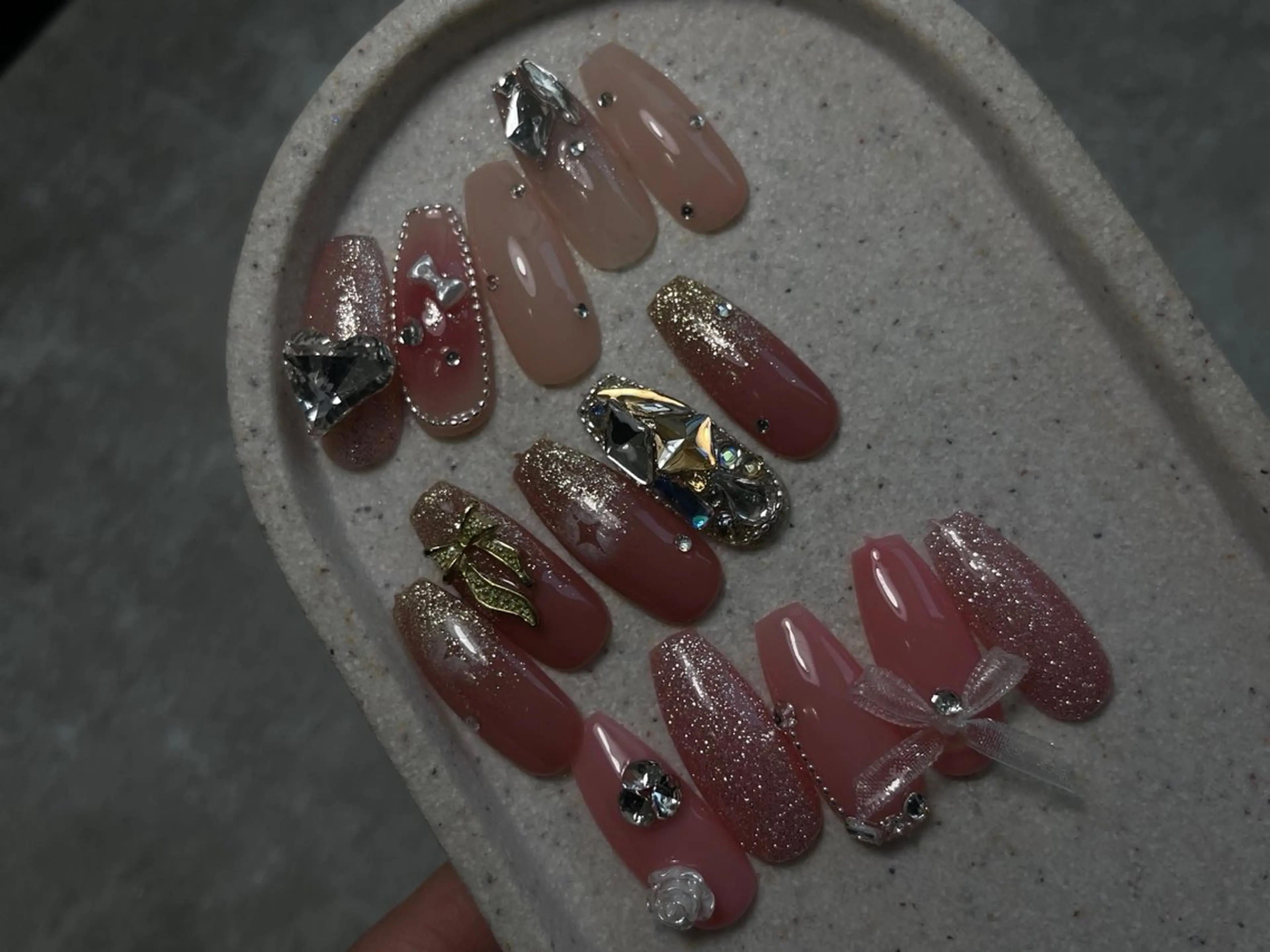 ネイル ハンドネイル ハンドケア nail salon kukuna所属・ワンホン/韓国 nail 大阪アメ村のネイルデザイン