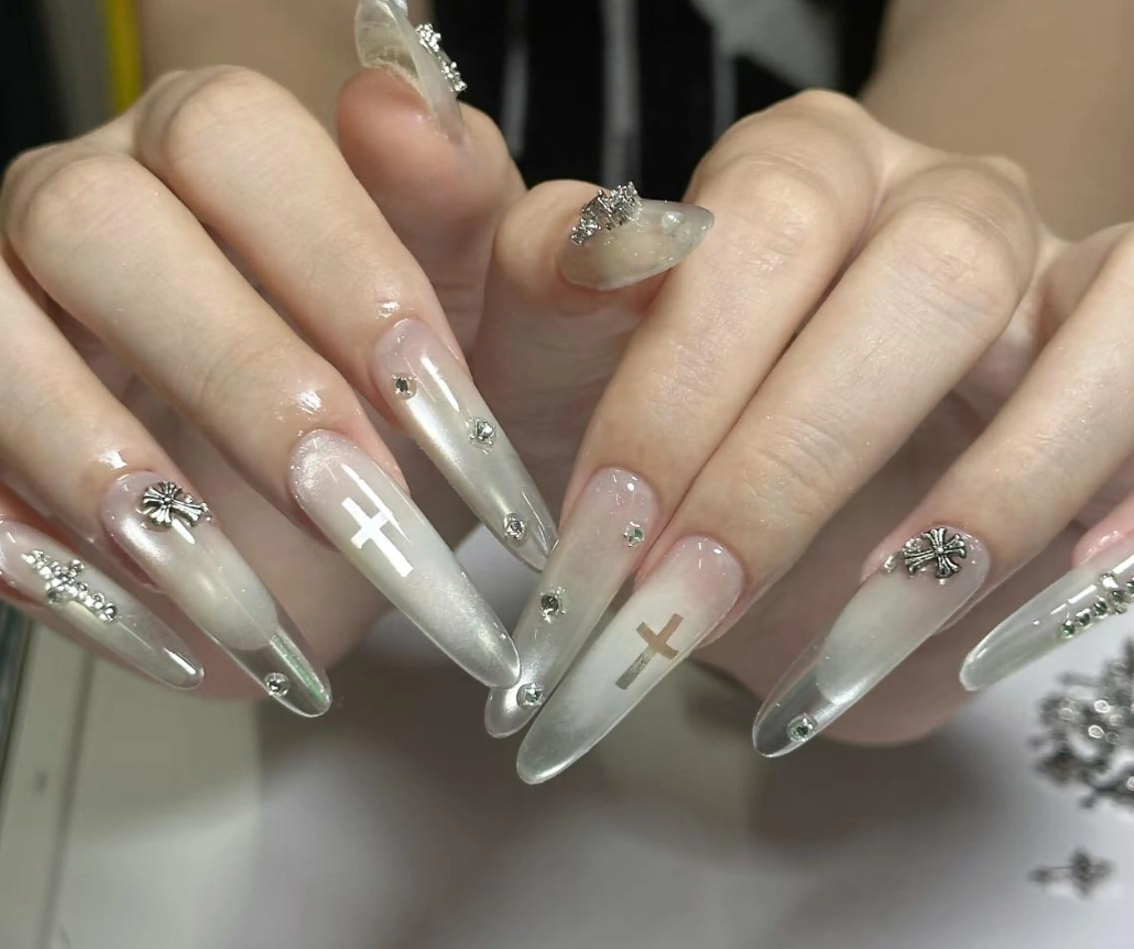 ネイル ハンドネイル 🎀 NaNa_nailのネイルデザイン
