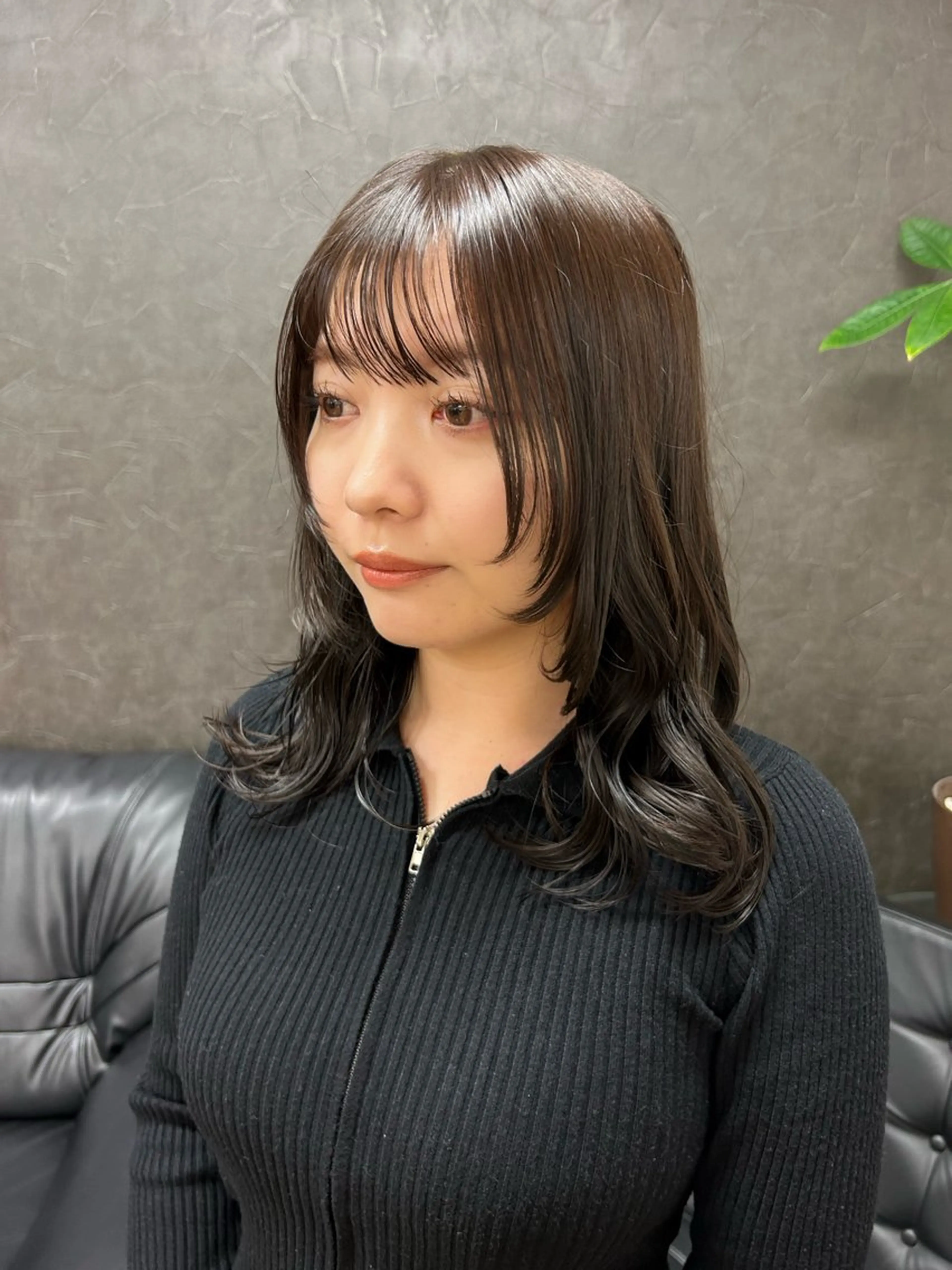 ミディアム カラー カット ヘアカラー トリートメント インナーカラー ／レイヤー🦋ルイのヘアスタイル