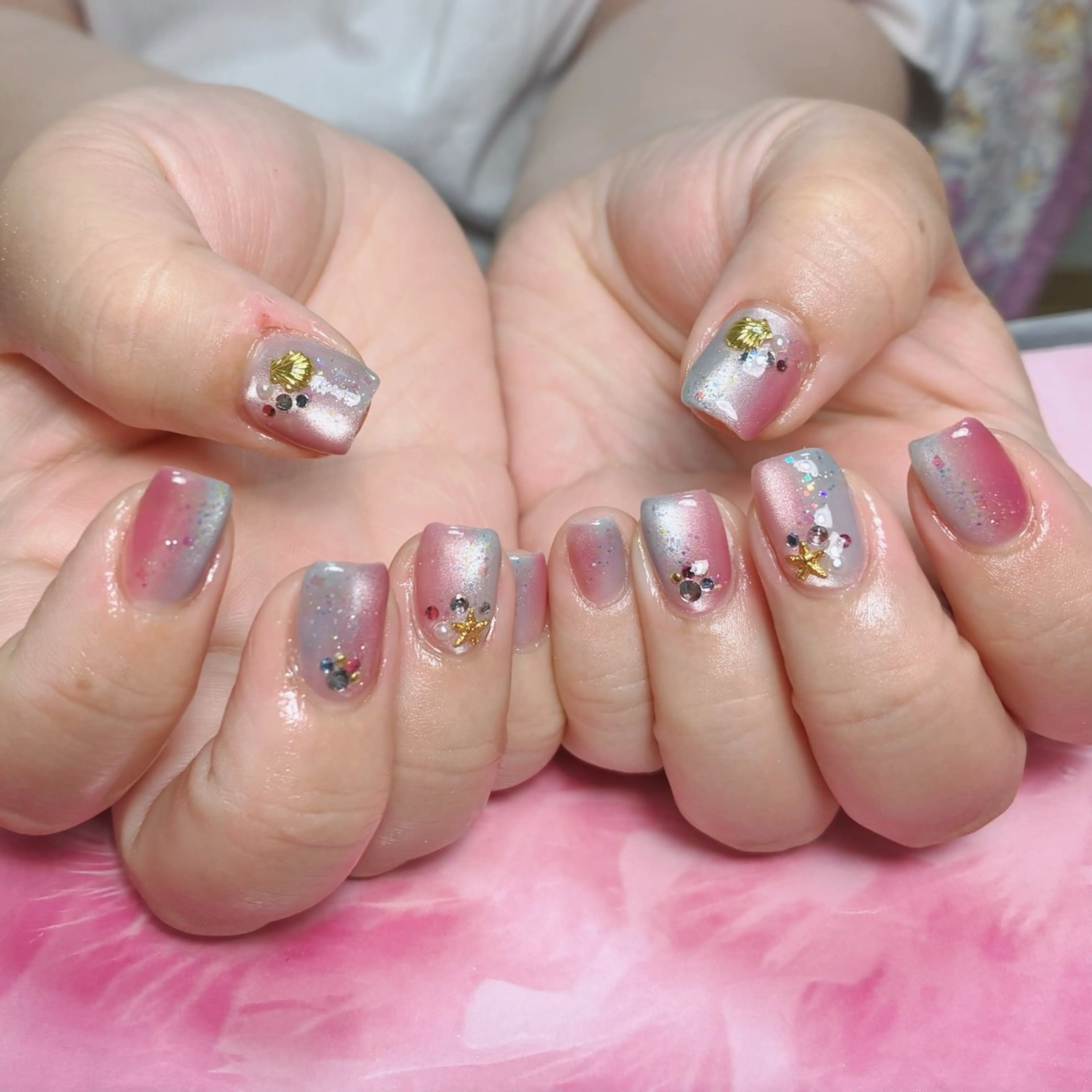 ミディアム ハンドネイル hs nail salonのネイルデザイン