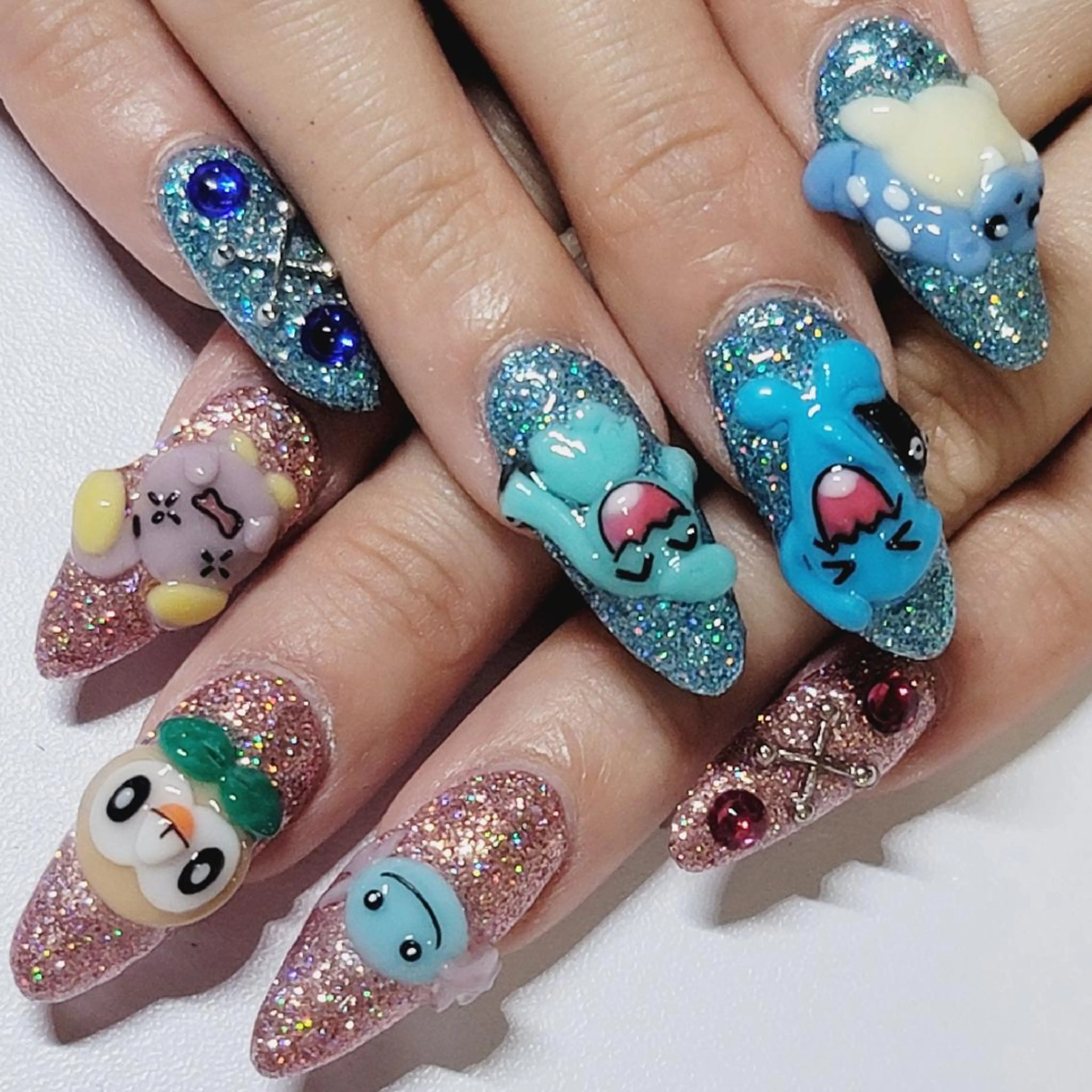 ネイル アートネイル オーロラネイル ブルー ラメ(グリッター) ピンク ハンドネイル よしだ ひろきのネイルデザイン