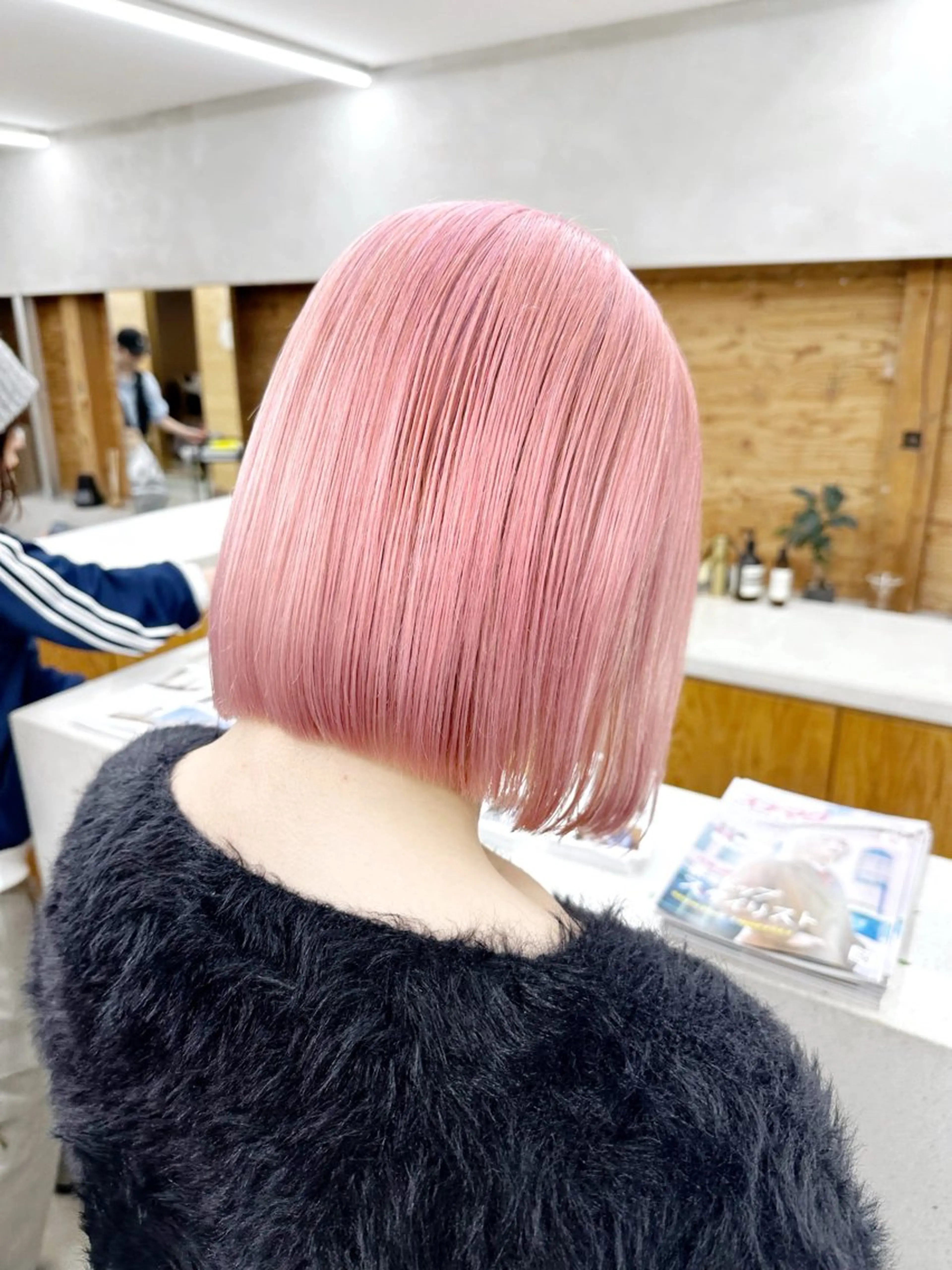 ショート カラー ピンクカラー カット ヘアカラー パーマ /レイヤー 榛地渉馬 /矢場町のヘアスタイル