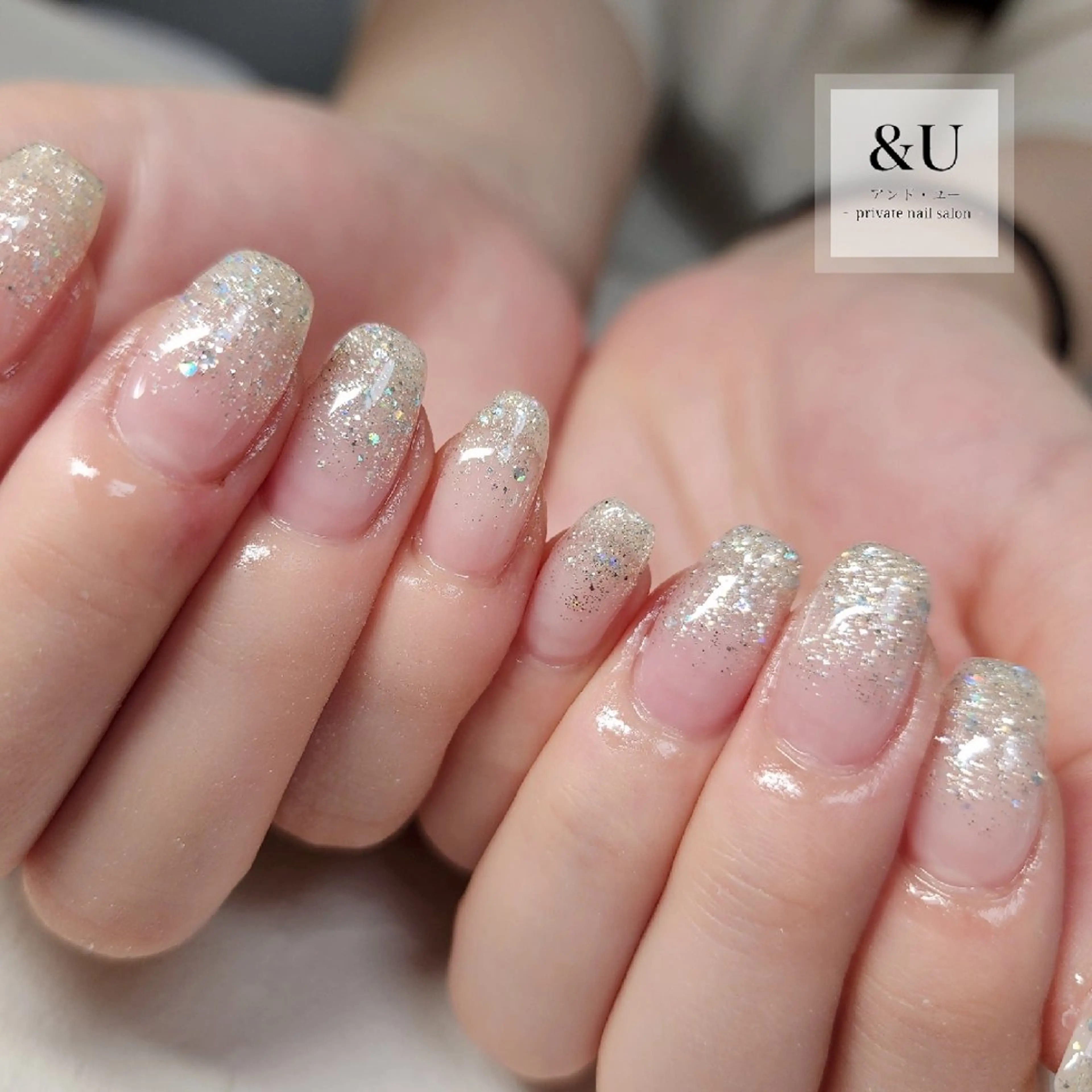 ネイル ロングネイル ワンカラーネイル シルバー ハンドネイル &U (アンド・ユー)のネイルデザイン