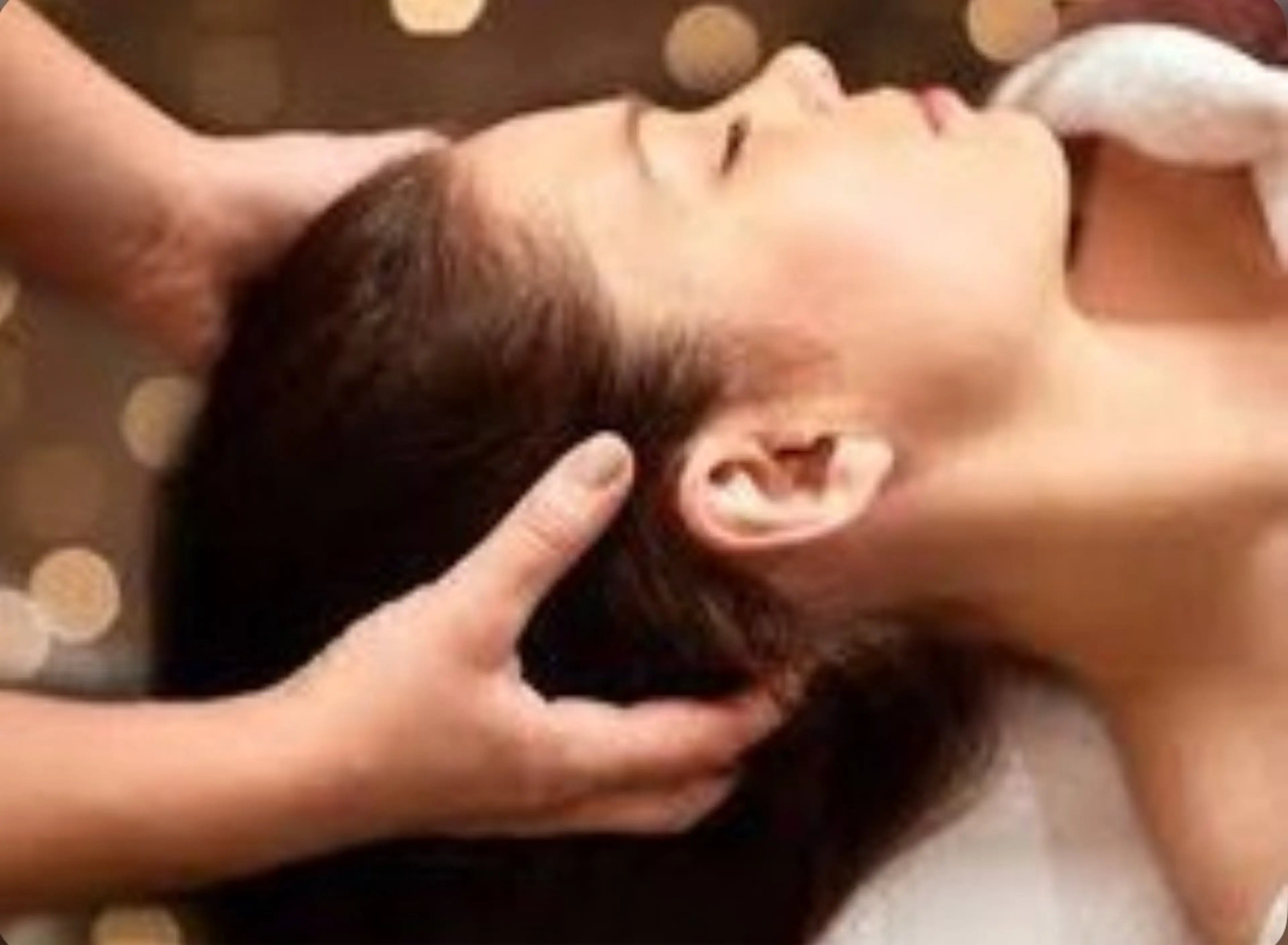 【脳内エステ】つらい肩腕の不調から、アーユルヴェーダヘッドで自律神経のバランスを整える。睡眠の質をあげ不調を取り除くの写真