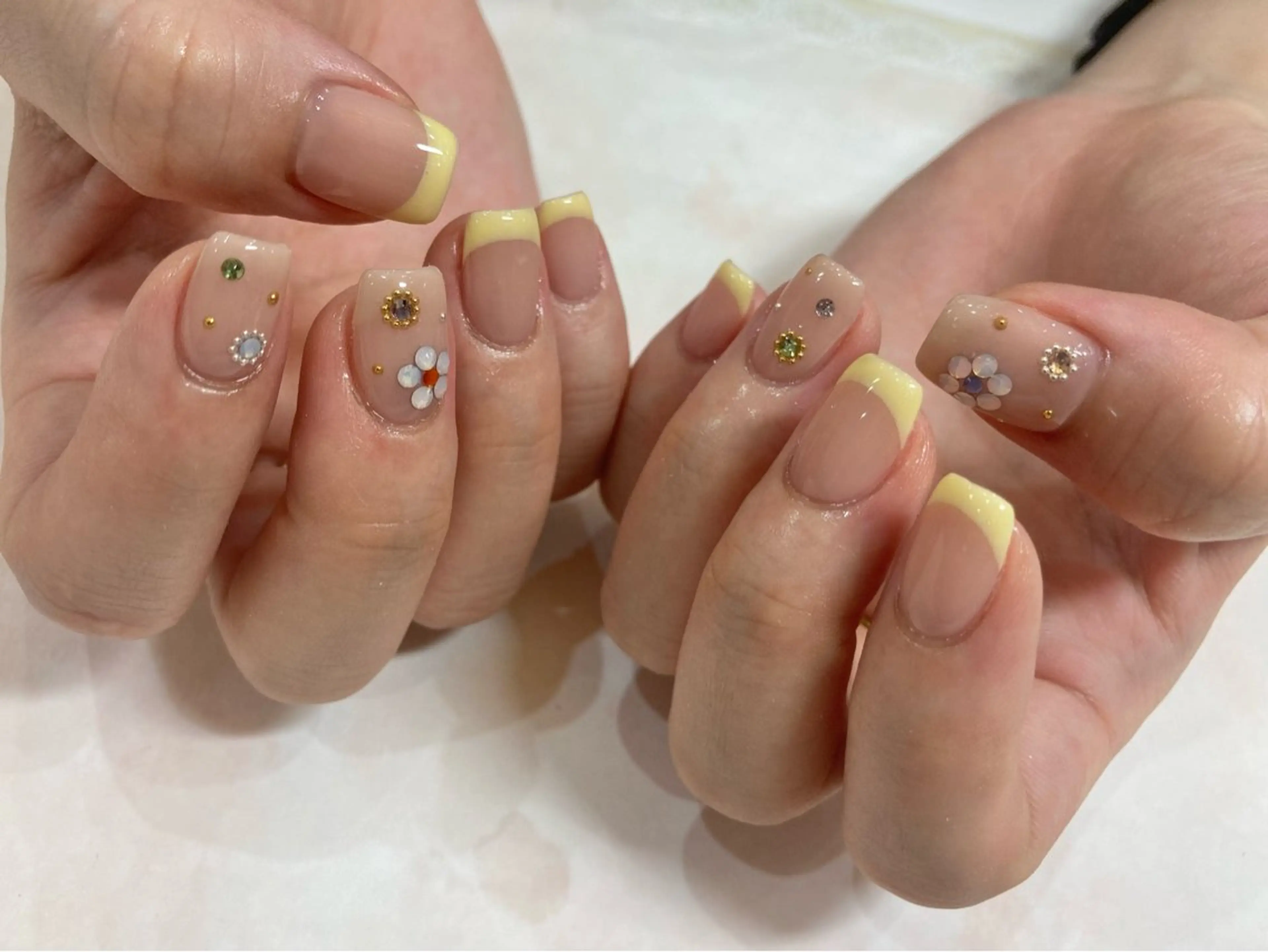 ネイル nailist こがのネイルデザイン