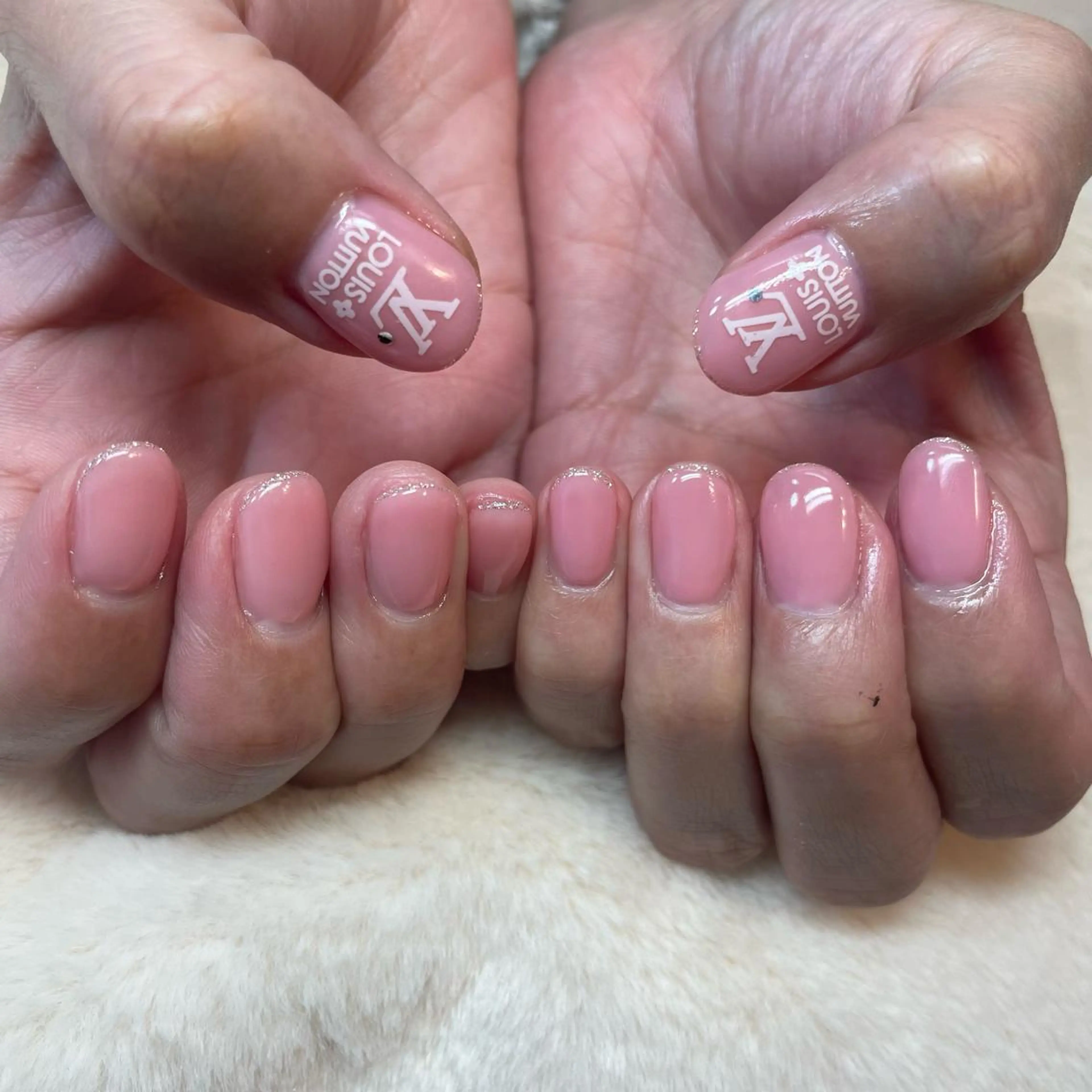 ネイル es nailのネイルデザイン