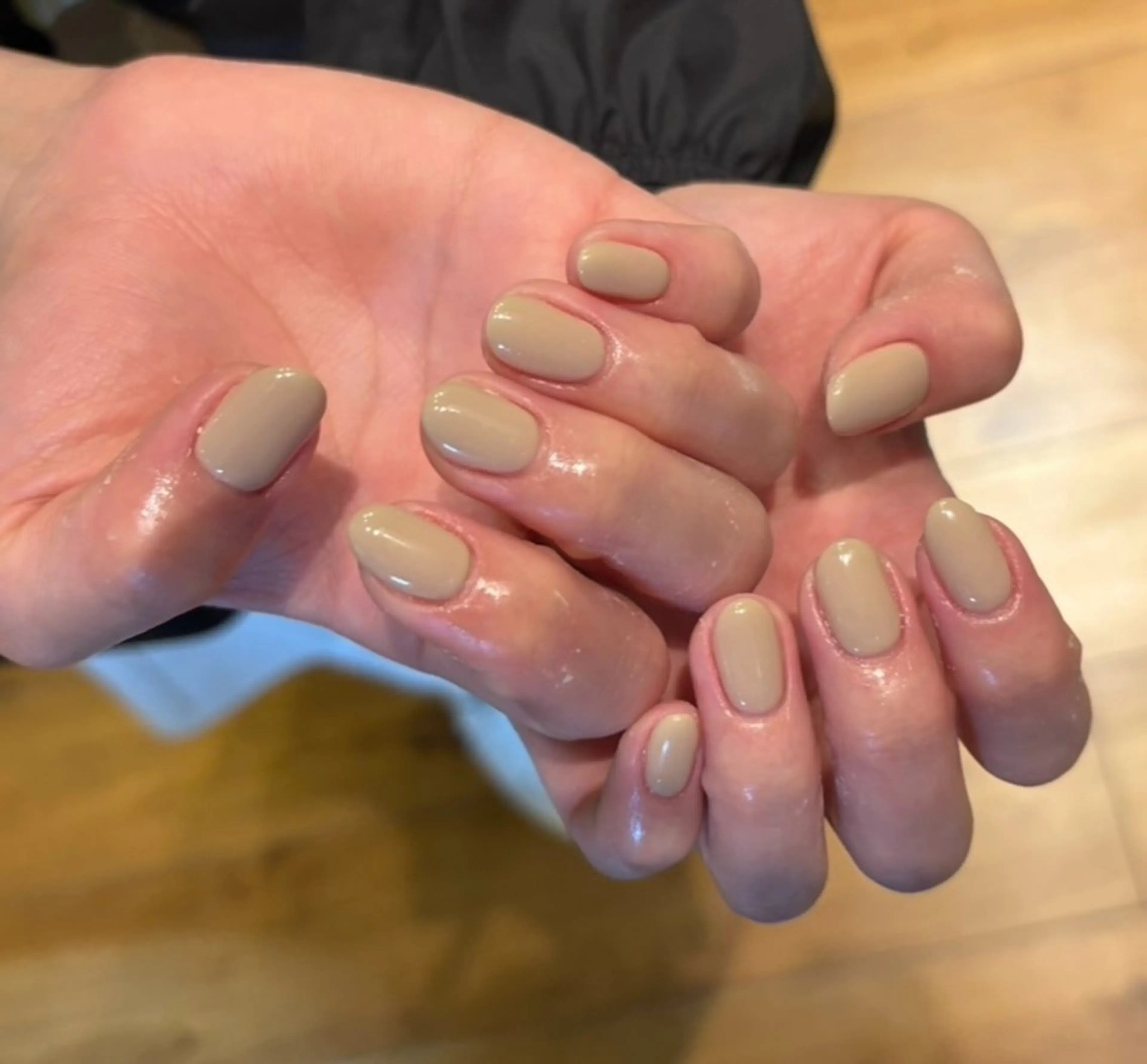 ネイル オフィスネイル ワンカラーネイル シンプルネイル ハンドネイル NailLife🌿 矢場町Maiアートのネイルデザイン