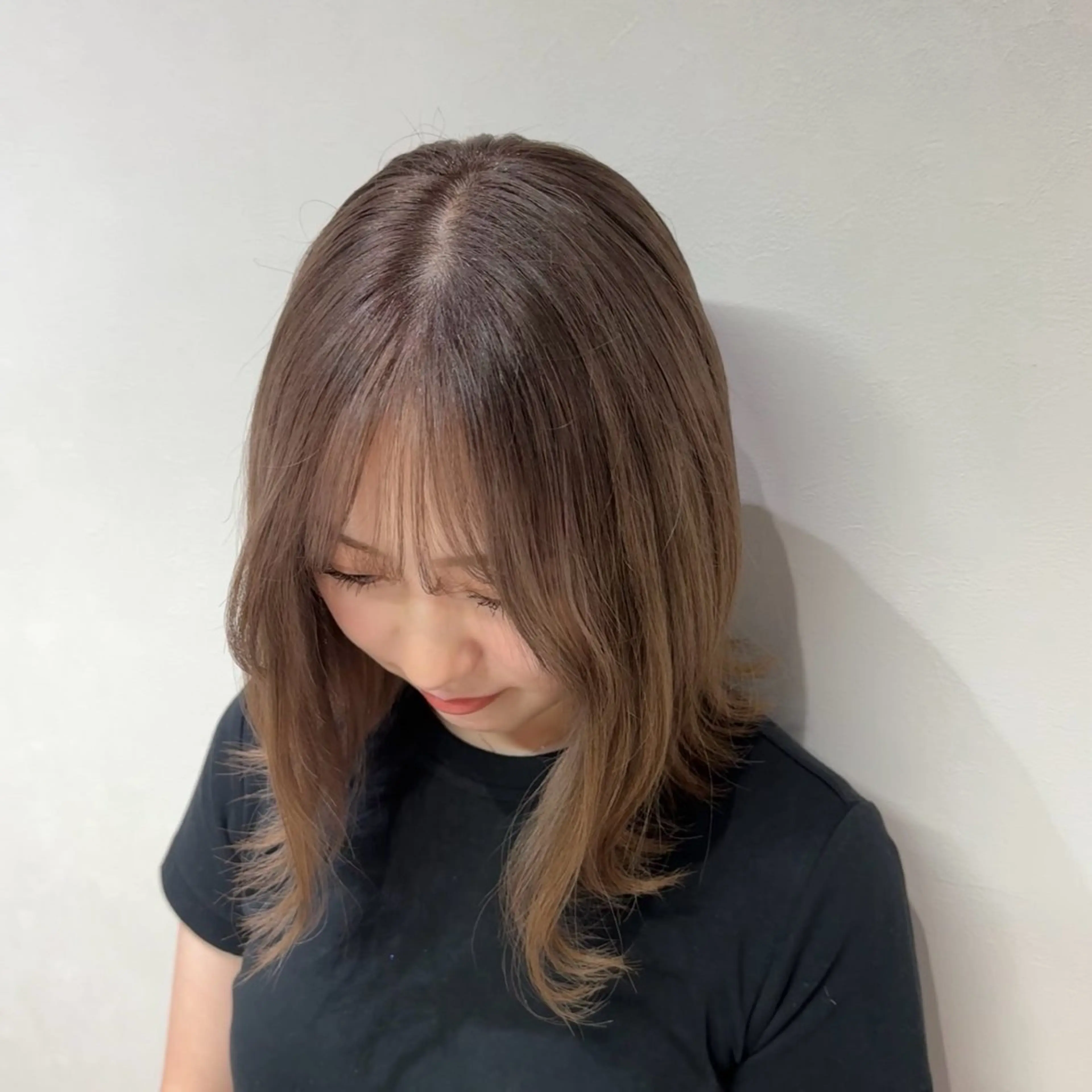 ミディアム ヘアカラー 吉田 葉音のヘアスタイル