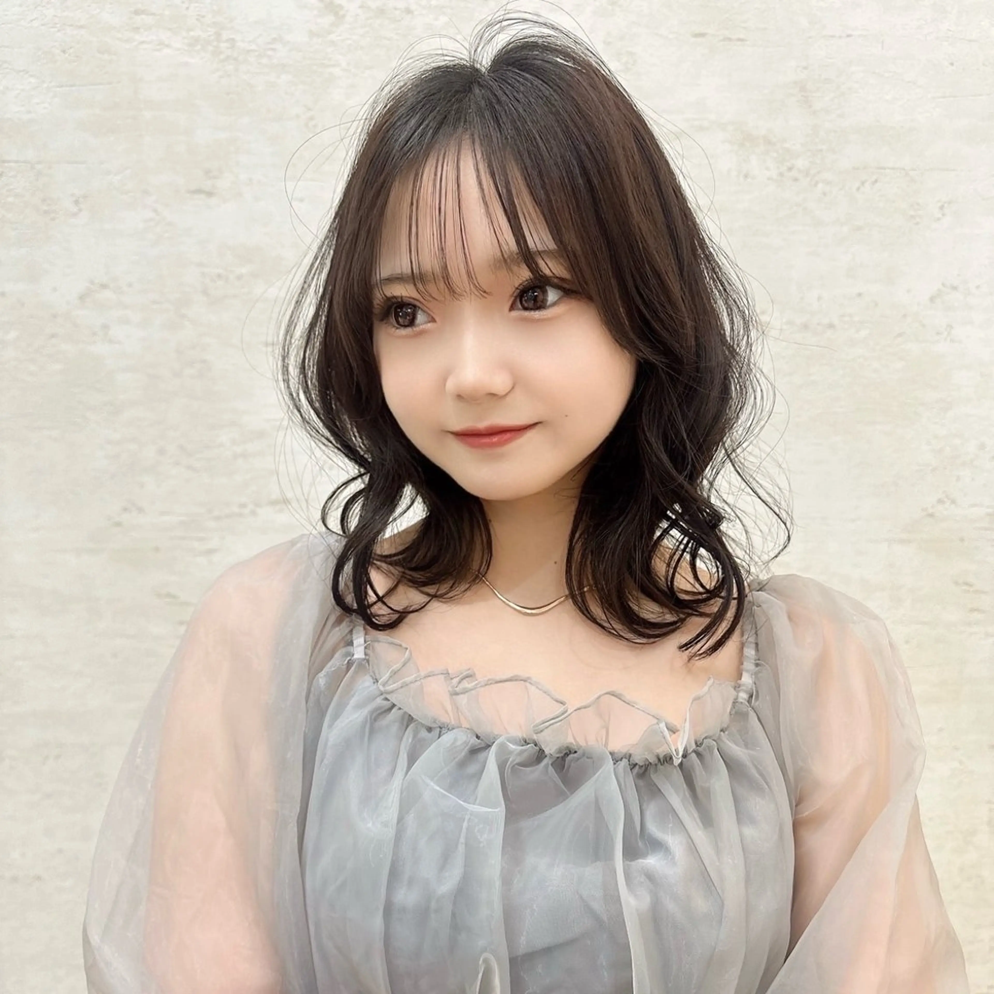 ミディアム カラー 棚瀬 寧麻のヘアスタイル