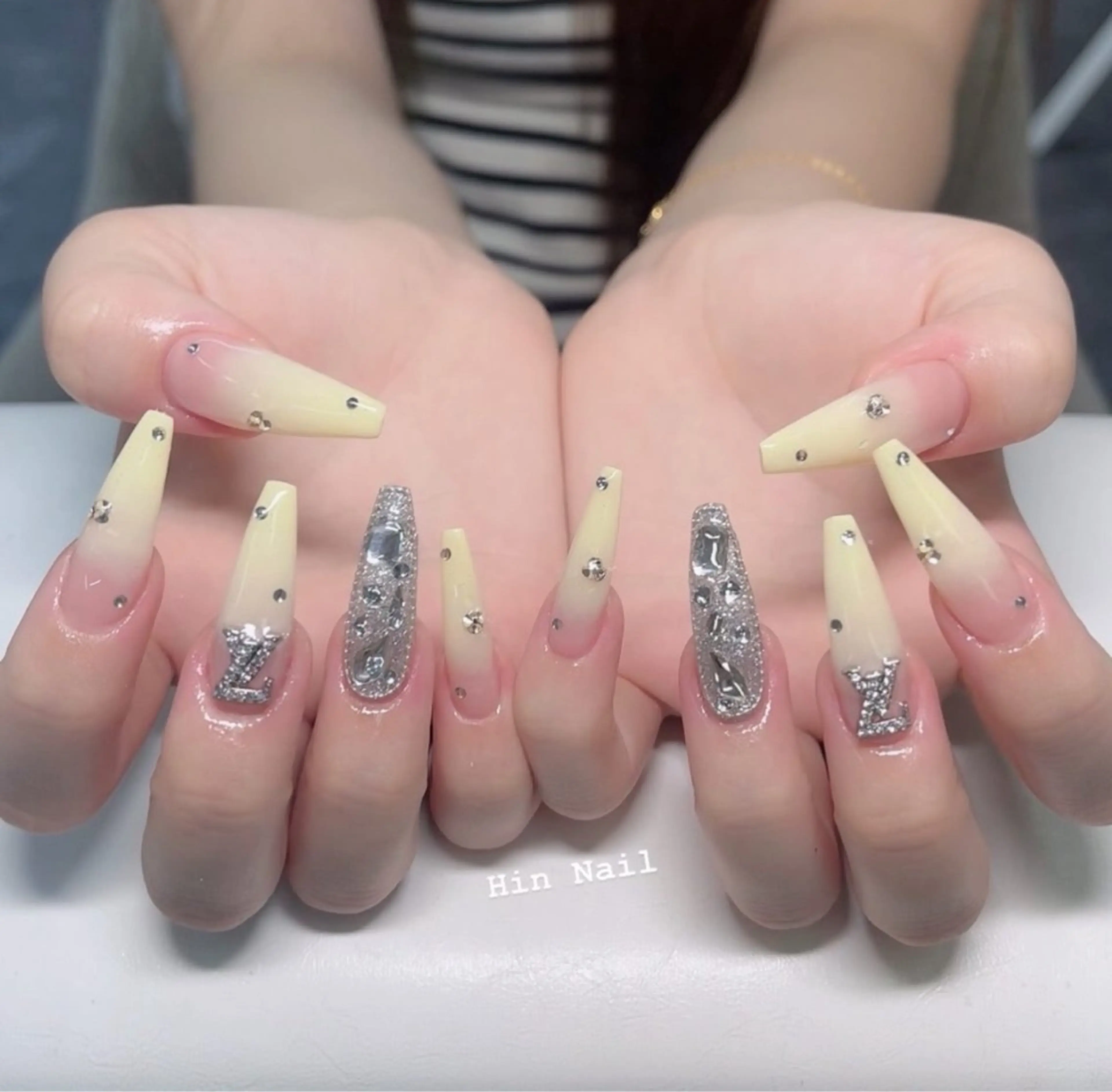 ネイル ハンドネイル HIN NAILのネイルデザイン