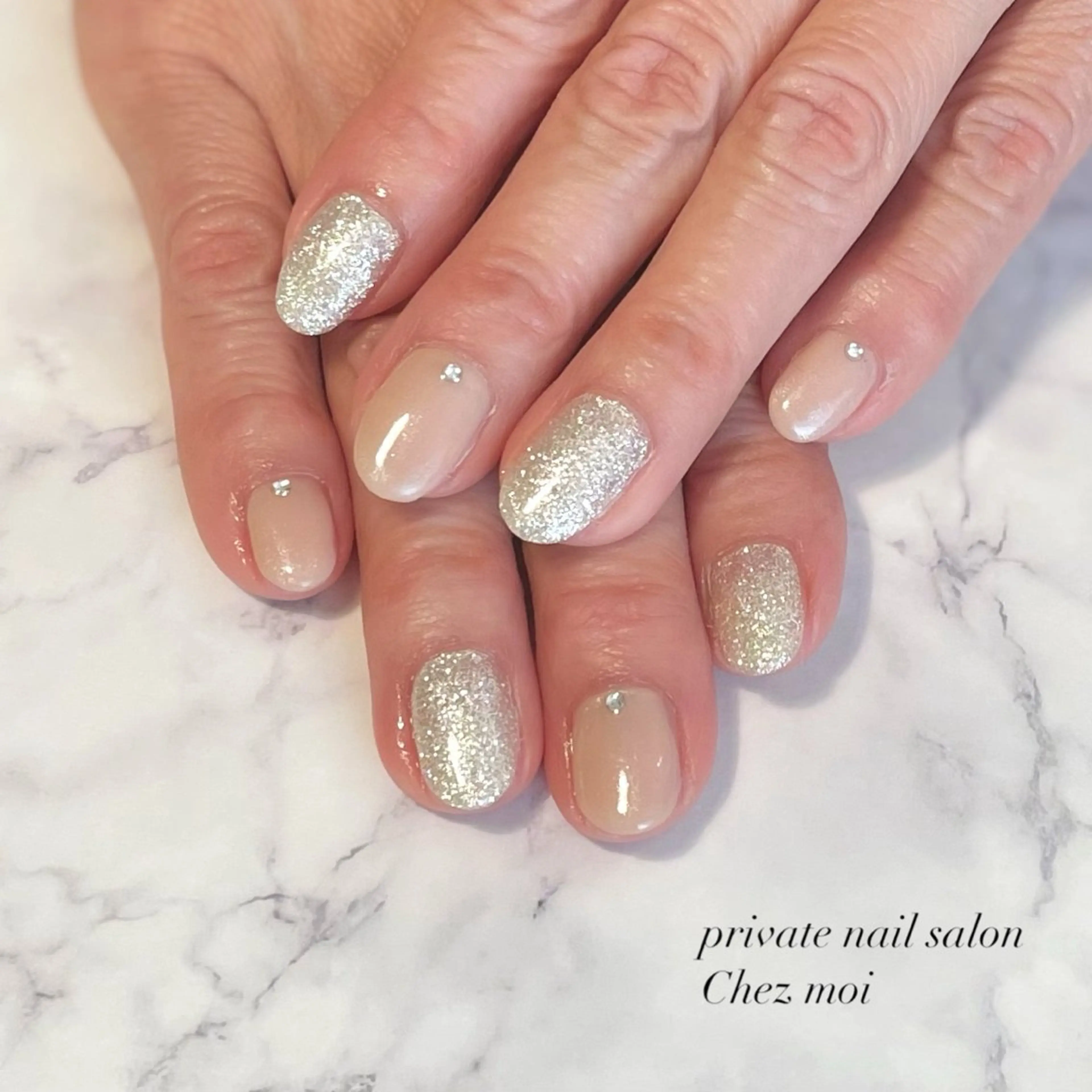 ネイル KOMINE TOMOKOのネイルデザイン