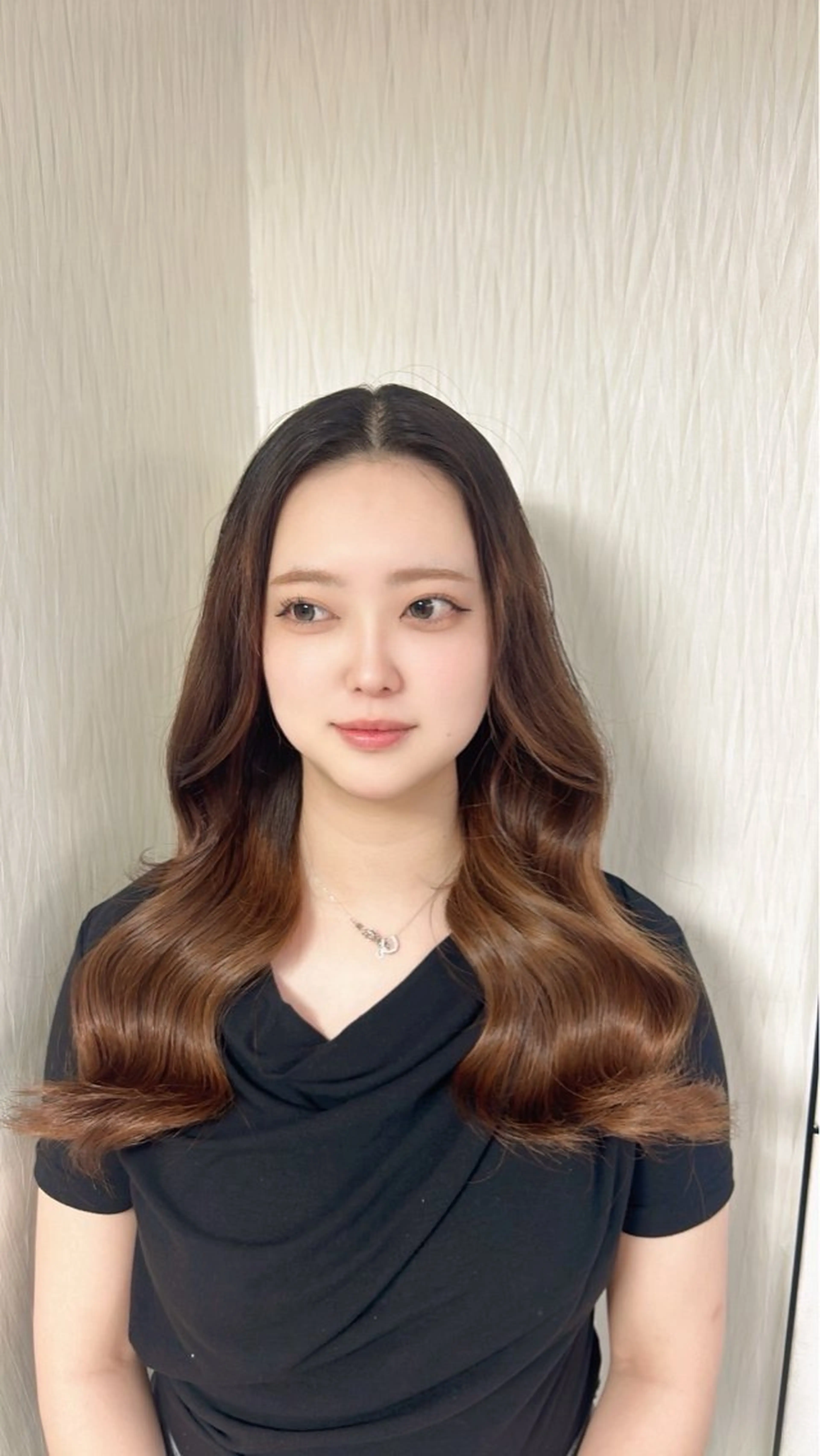 ロング ベルグロー🧡 心斎橋スタッフ🦋のヘアスタイル