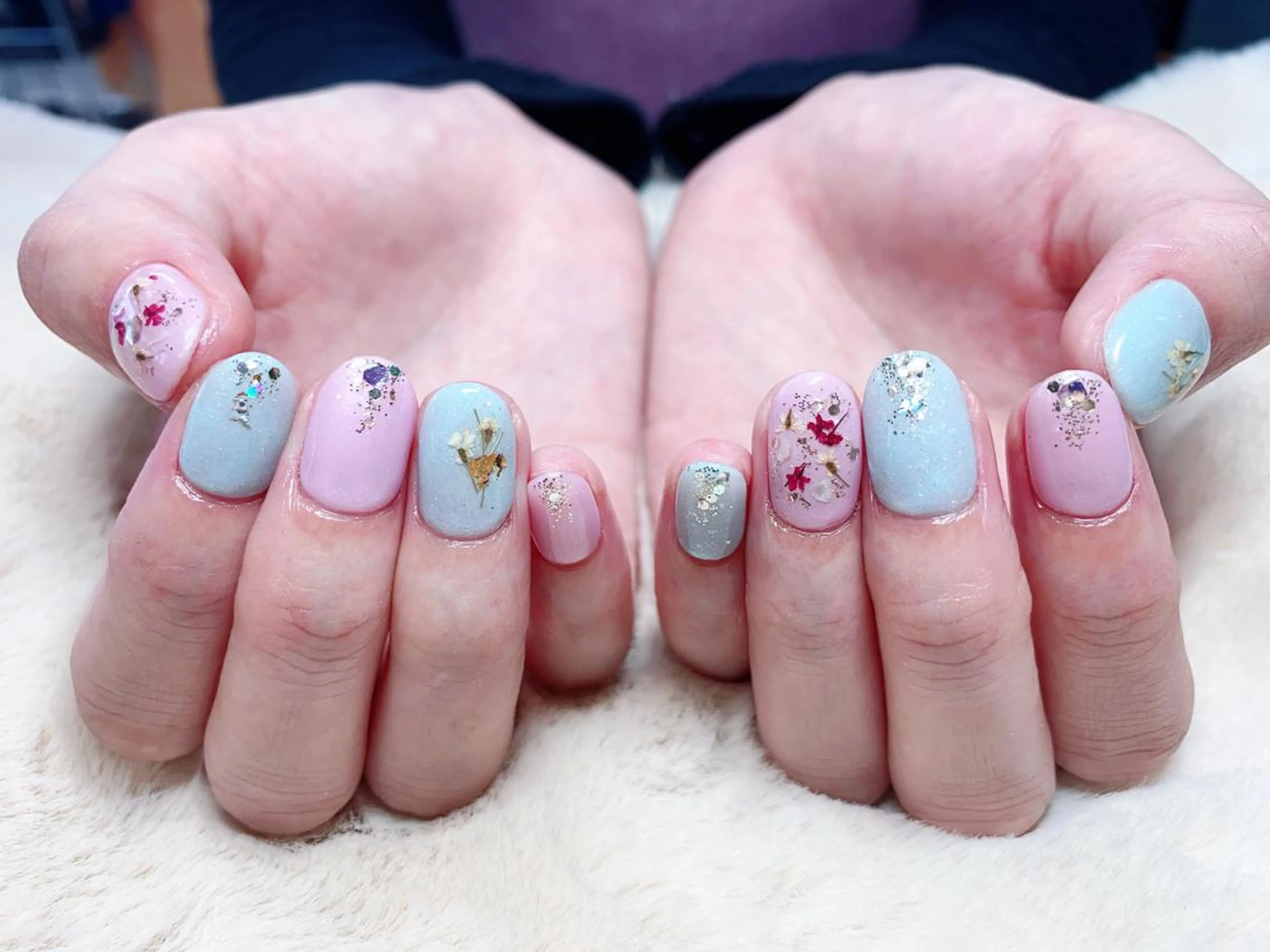 ショート カラー ネイル Lea NAILsalon所属・Le’a NailSalonのネイルデザイン