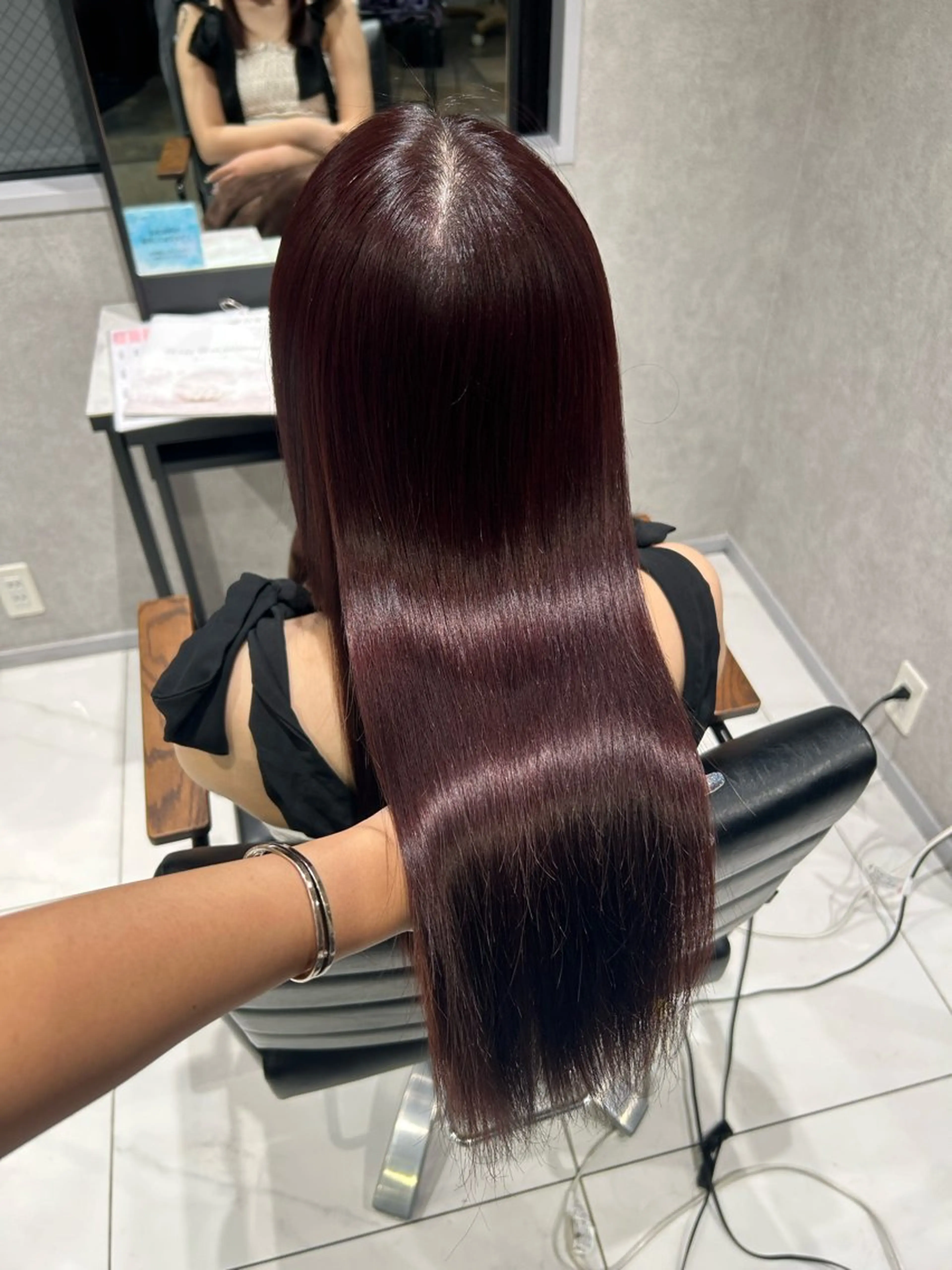 カラー ブリーチ ダブルカラー ブリーチなしカラー 透明感カラー💙 束感まつげ🪼海月のヘアスタイル