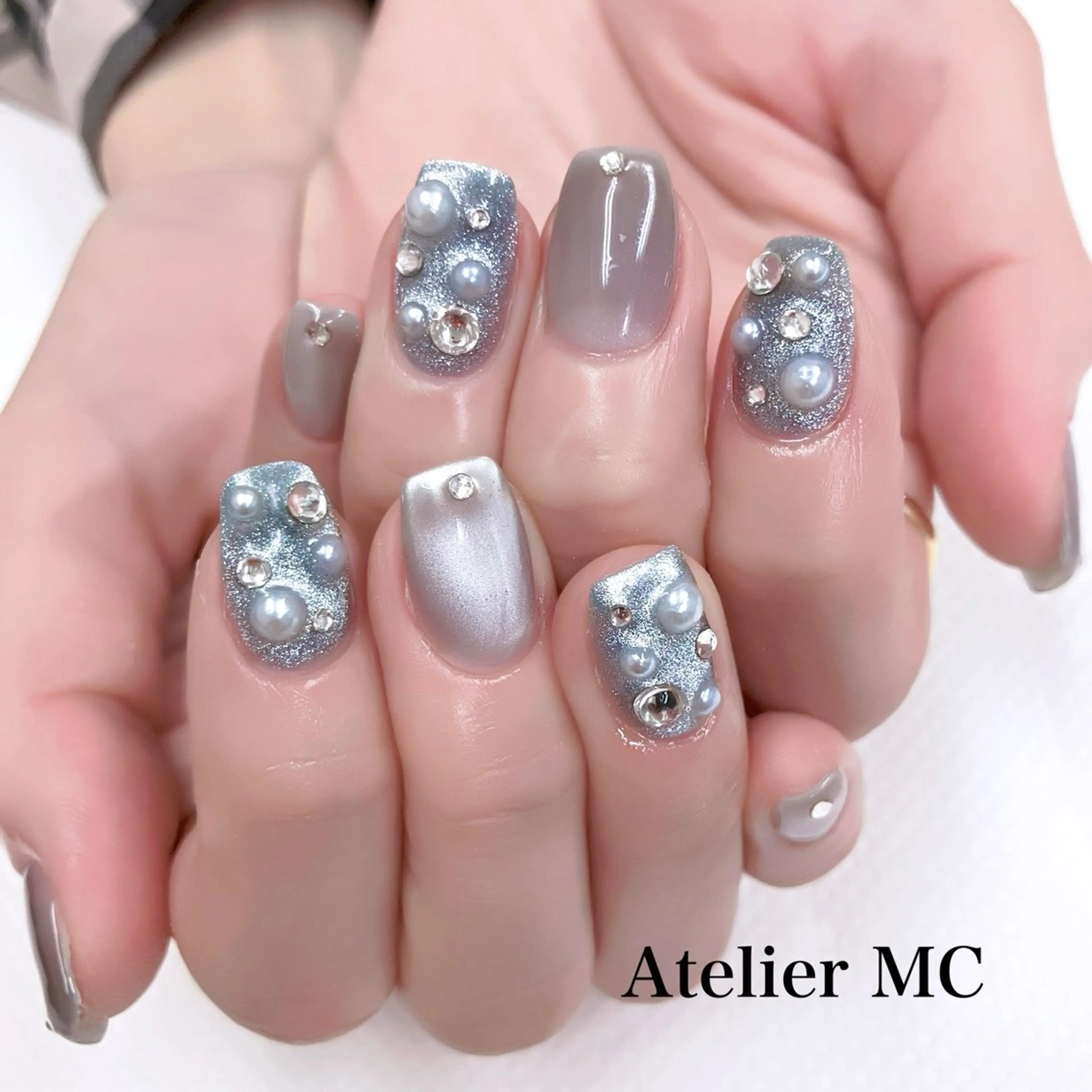 ネイル アトリエ エムシー 【新富町・東銀座】のネイルデザイン