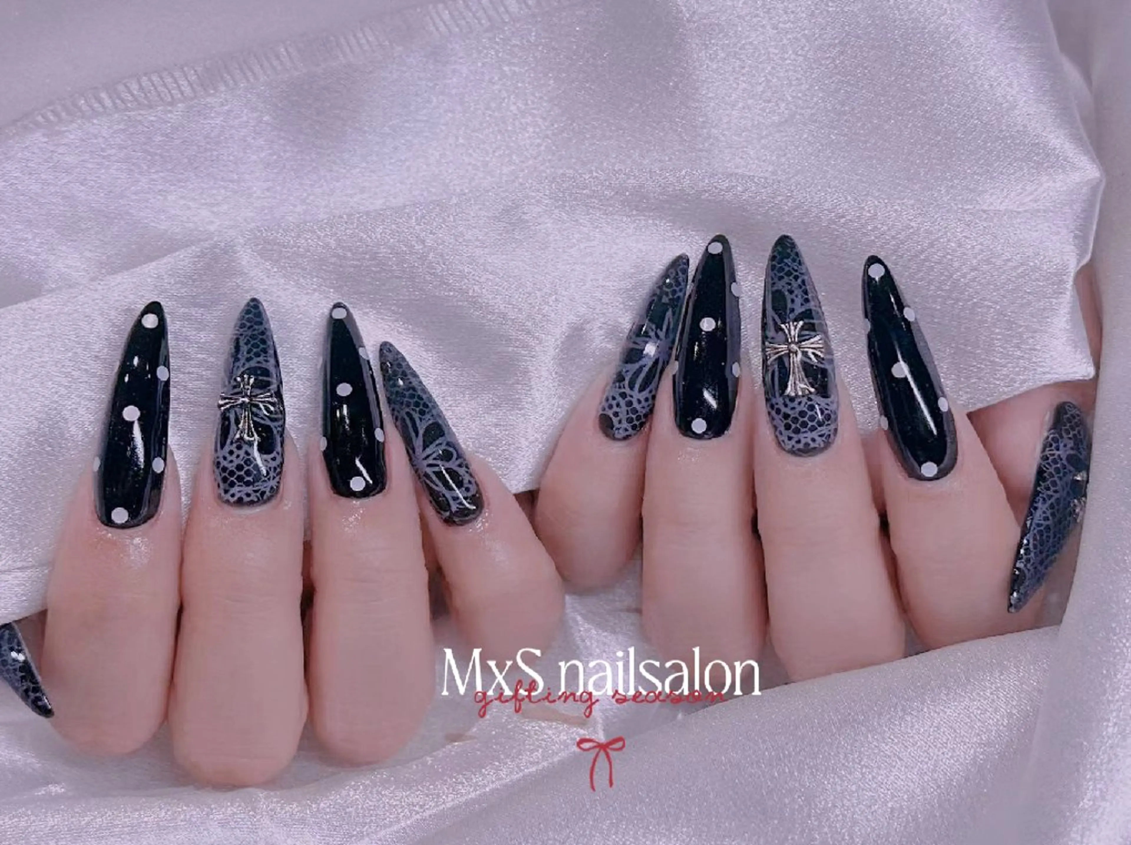 ネイル 成人式 ジェルネイル 韓国ネイル マグネットネイル パラジェル ハンドネイル ハンドケア MxS Nail(長さだし/フィルイン/マグネット/韓国ネイル/ワンホンネイル/ワンカラー)所属・MxS リィリィのネイルデザイン