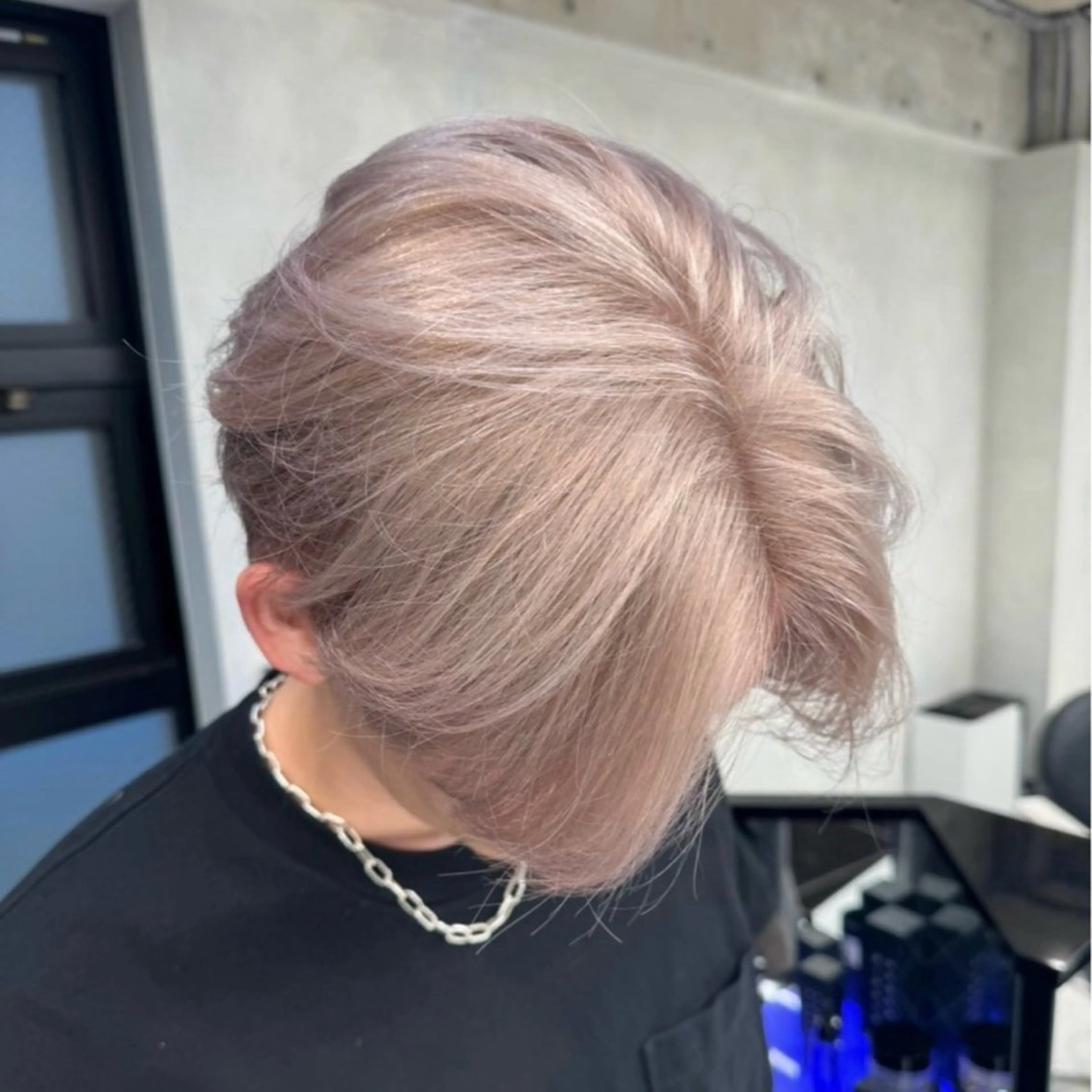 ショート カラー メンズ ヘアカラー 【🦋綺麗めハイトー ン🦋】suzunoのヘアスタイル