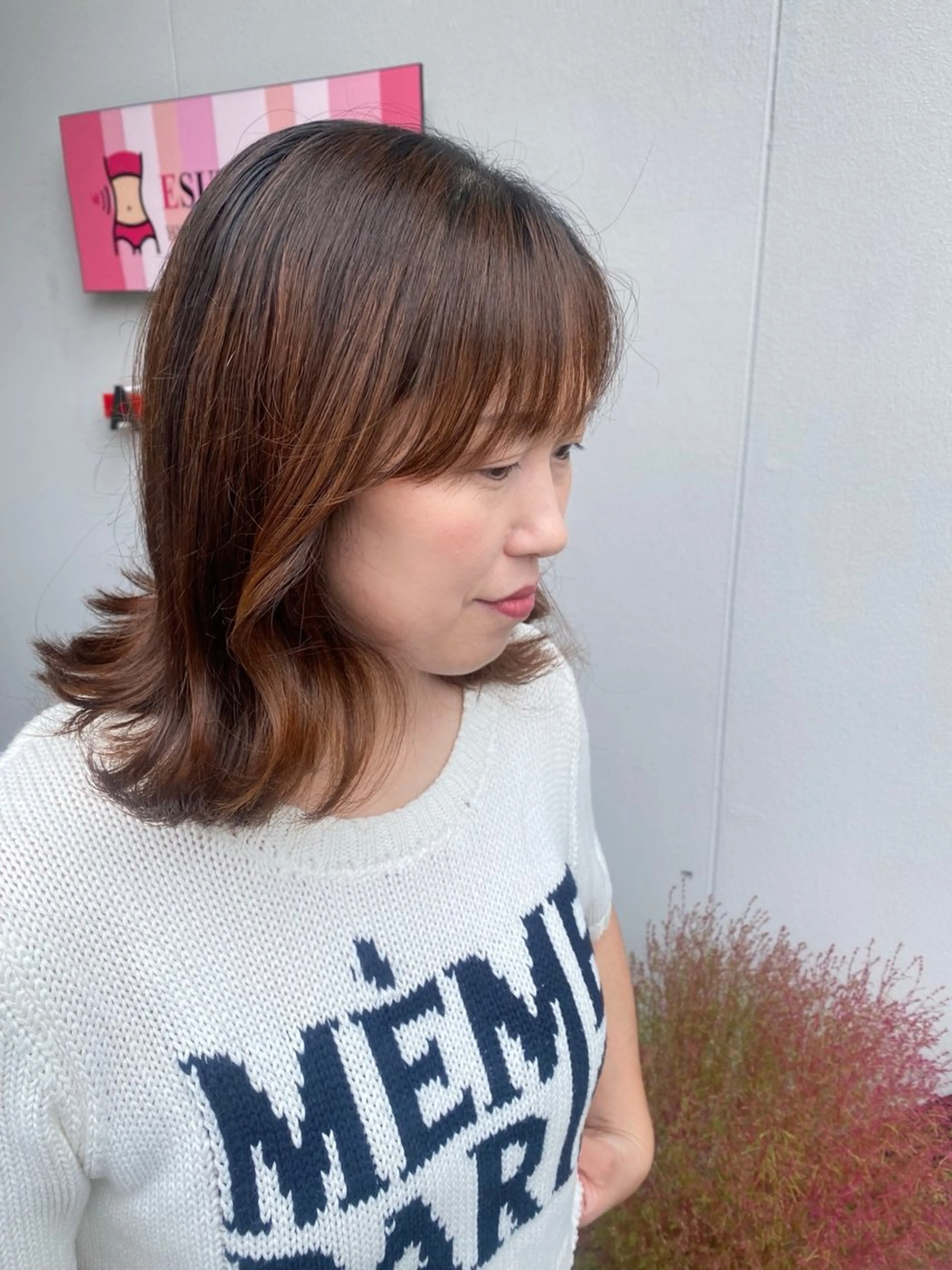 ミディアム カット APREKO 葵のヘアスタイル