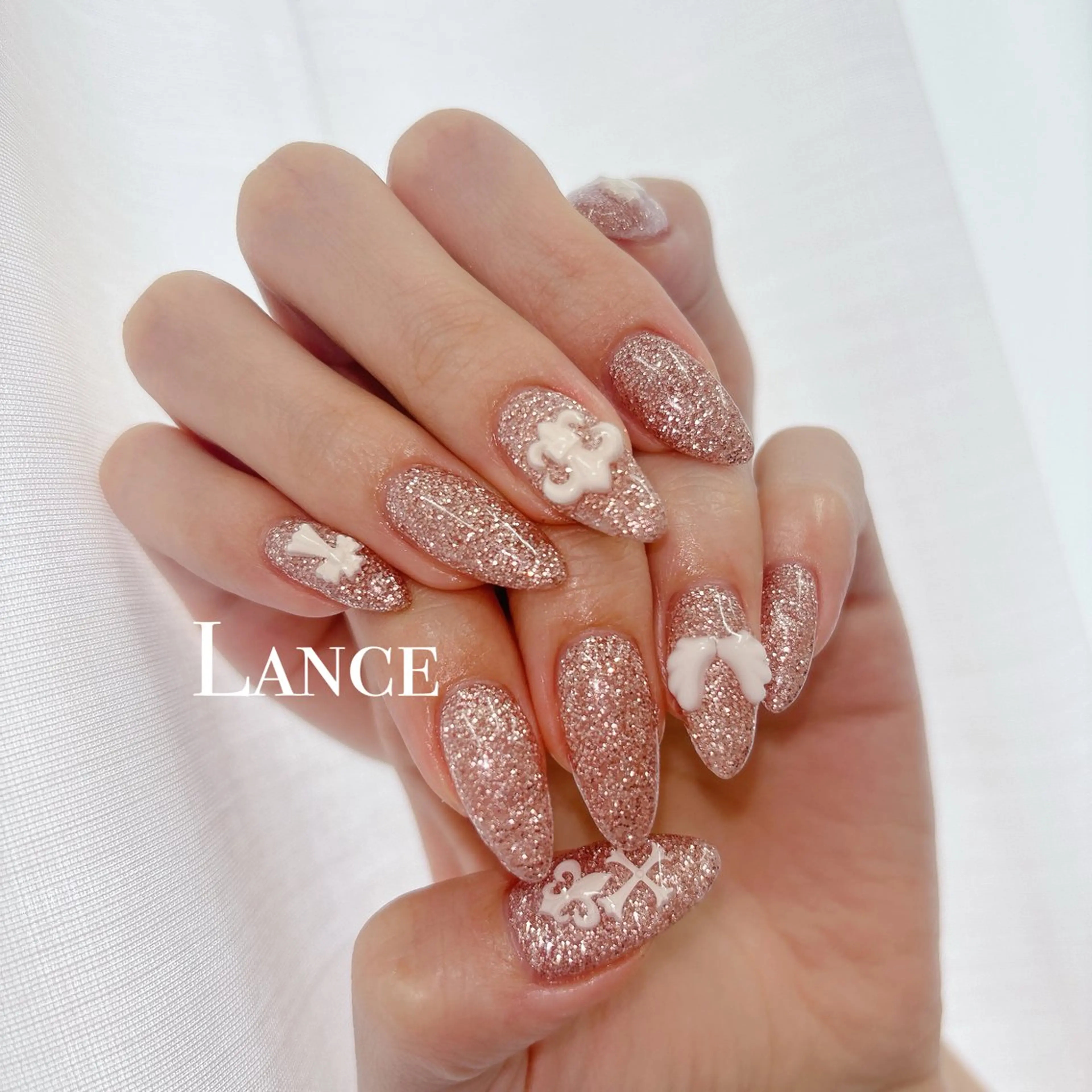 ネイル オーロラネイル ブルー フットネイル 氷ネイル・うるうるネイル キラキラネイル ハンドネイル Lance nailのネイルデザイン
