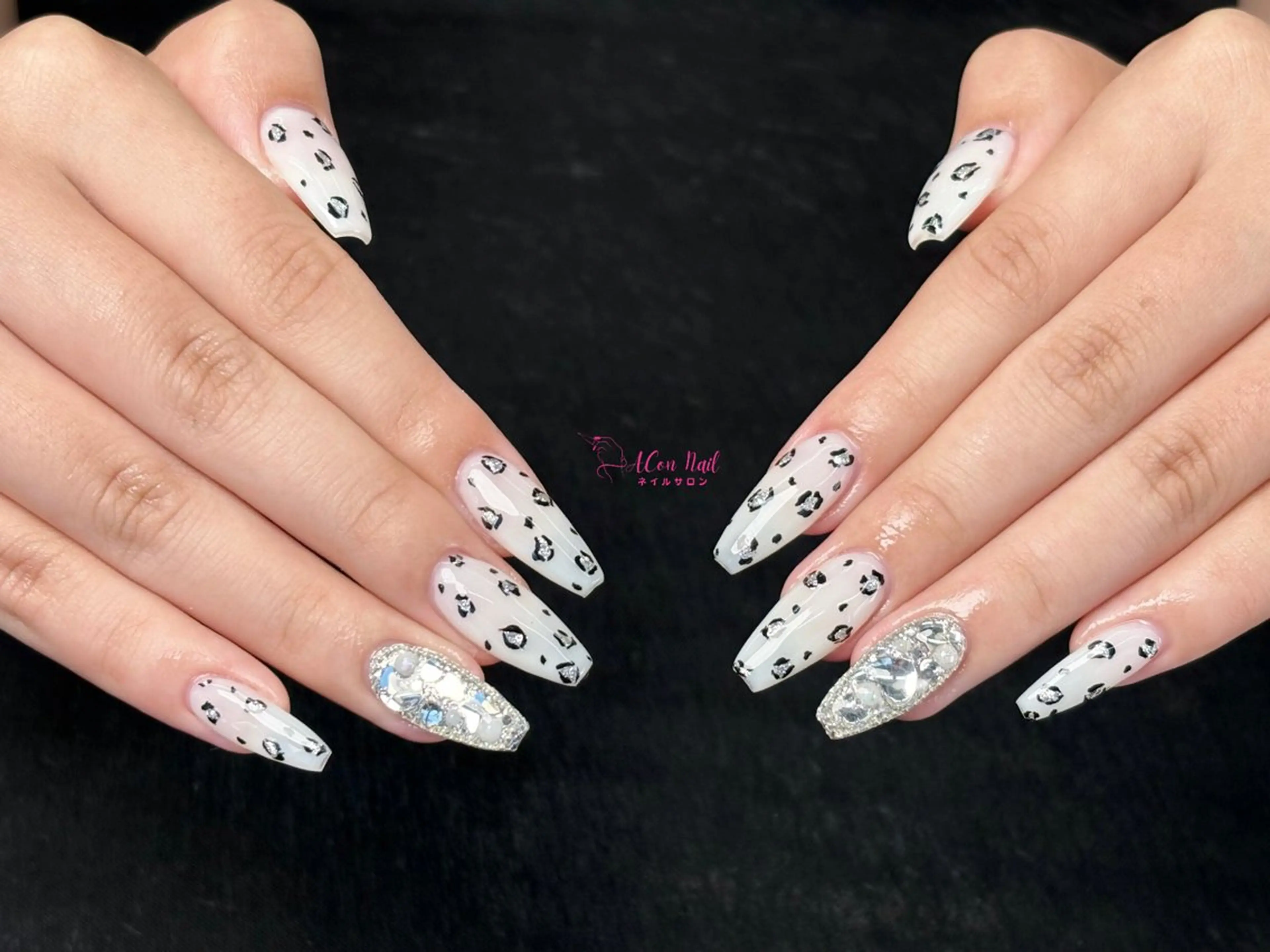 ネイル 桜ネイル 長さ出し フラワーネイル フレンチネイル ジェルネイル ハンドネイル AConNailSalon所属・ACon NailSalonのネイルデザイン