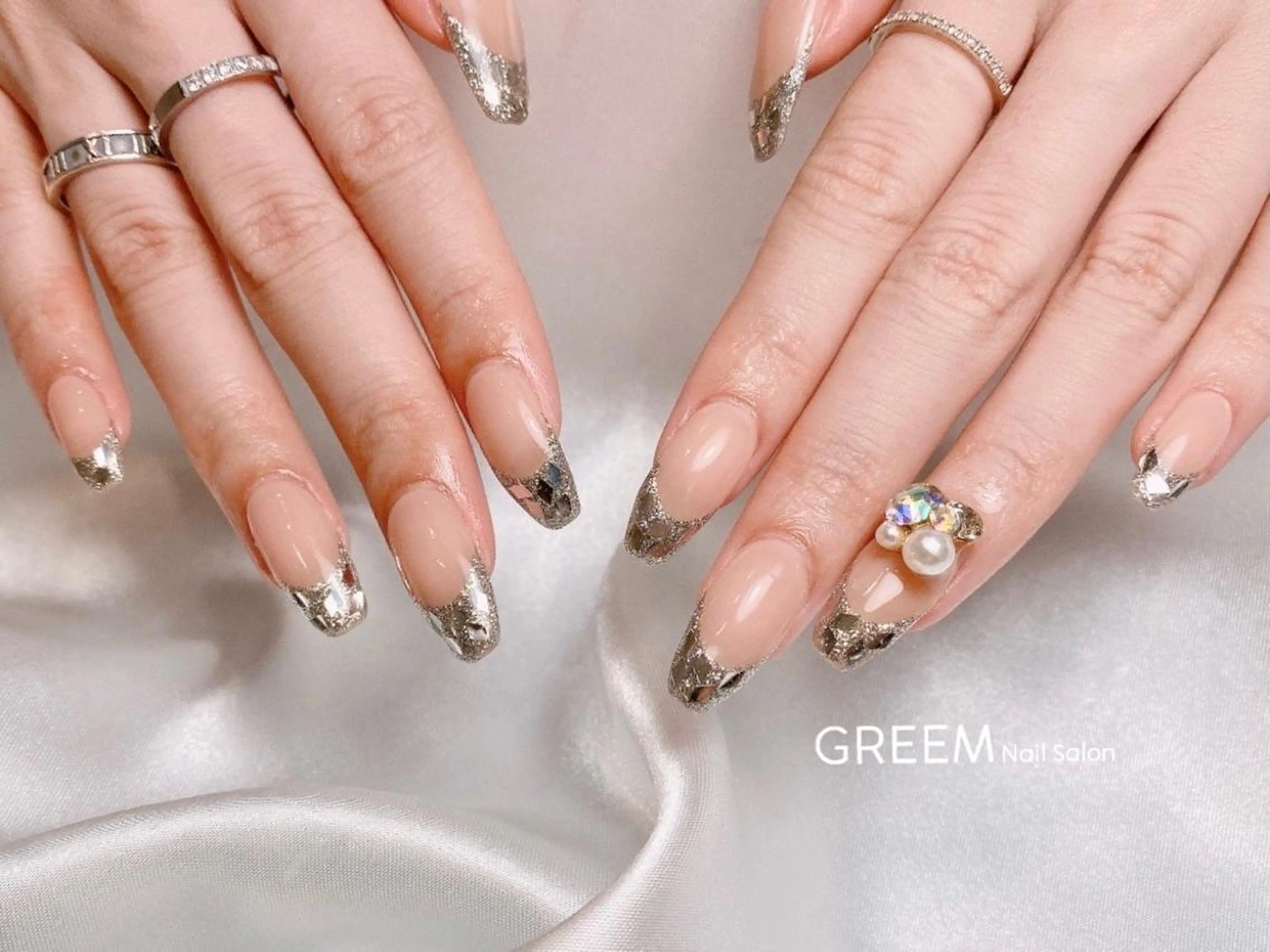 ネイル フレンチネイル ガラスフレンチ キラキラネイル ラメ(グリッター) GREEM グリームのネイルデザイン