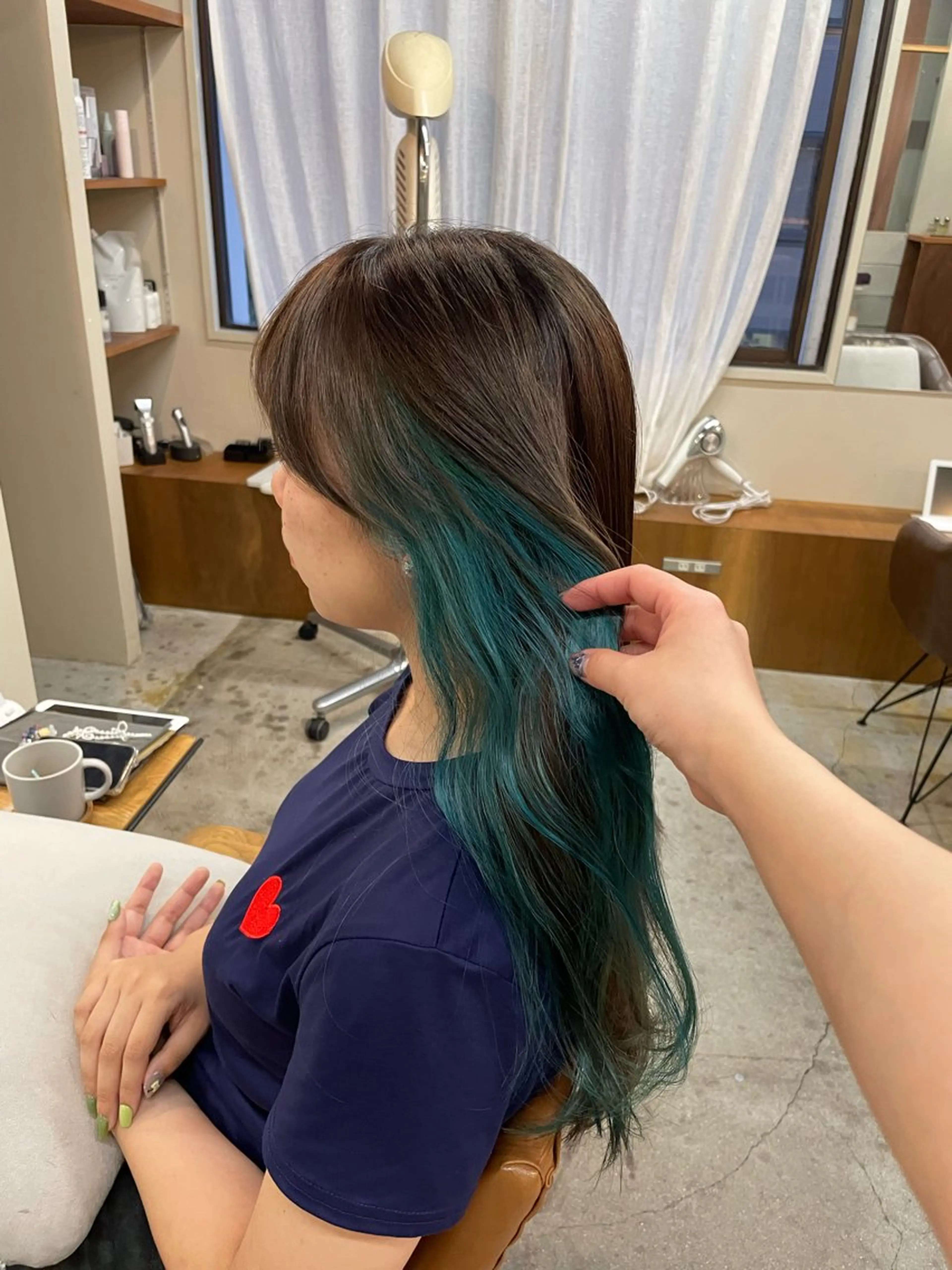 ロング カラー 山下 悠月のヘアスタイル