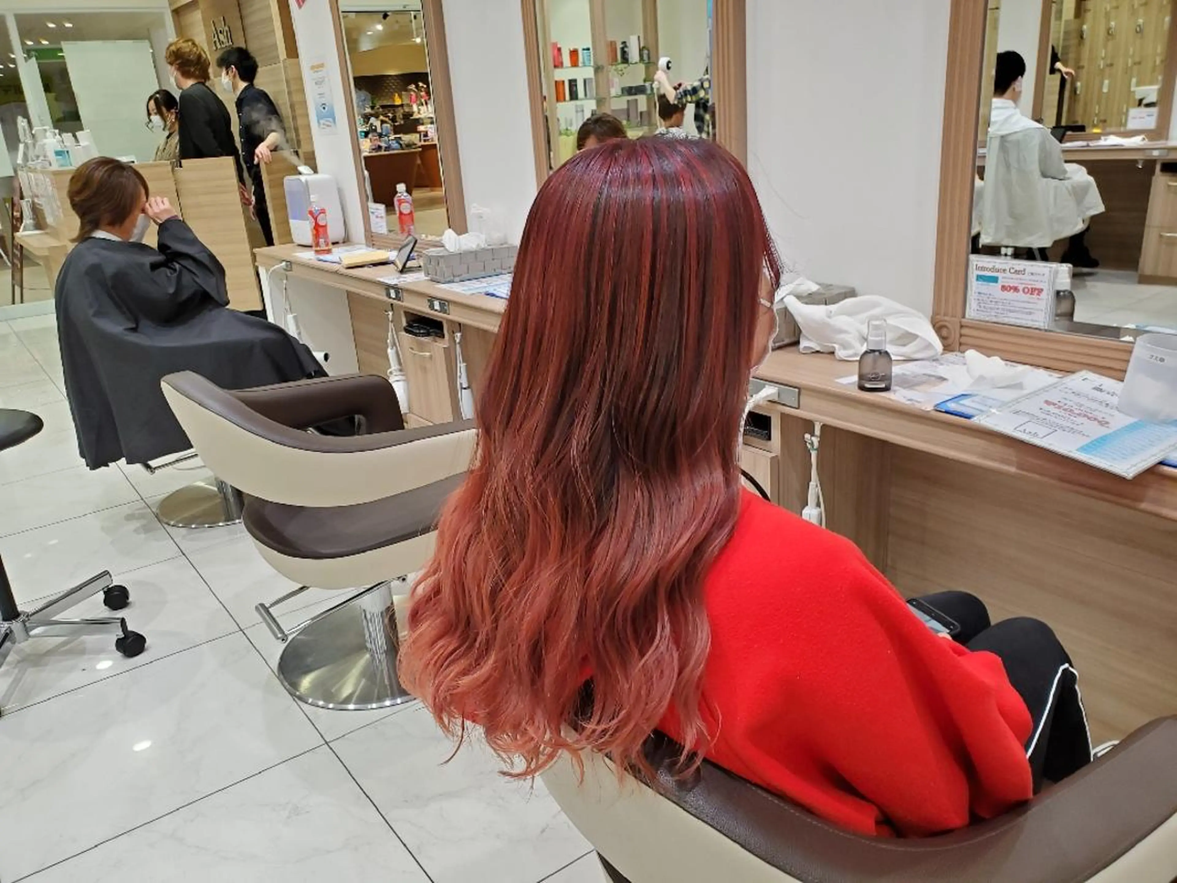 カラー ロング バレイヤージュ ブリーチ イルミナカラー ピンクカラー レイヤーカット 中村 和貴のヘアスタイル