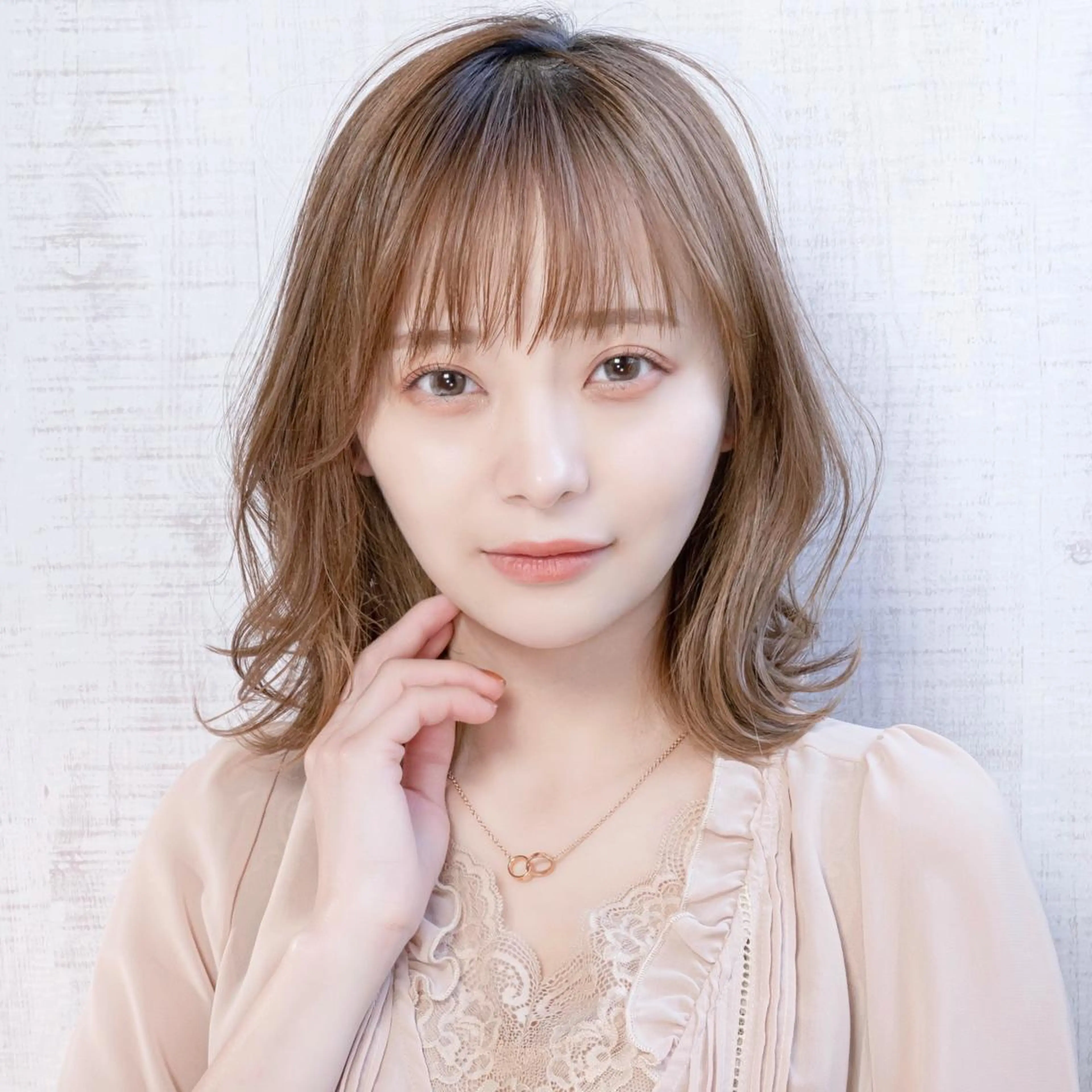 ミディアム カラー 新宿/韓国風レイヤー 髪質改善/渋谷直樹のヘアスタイル