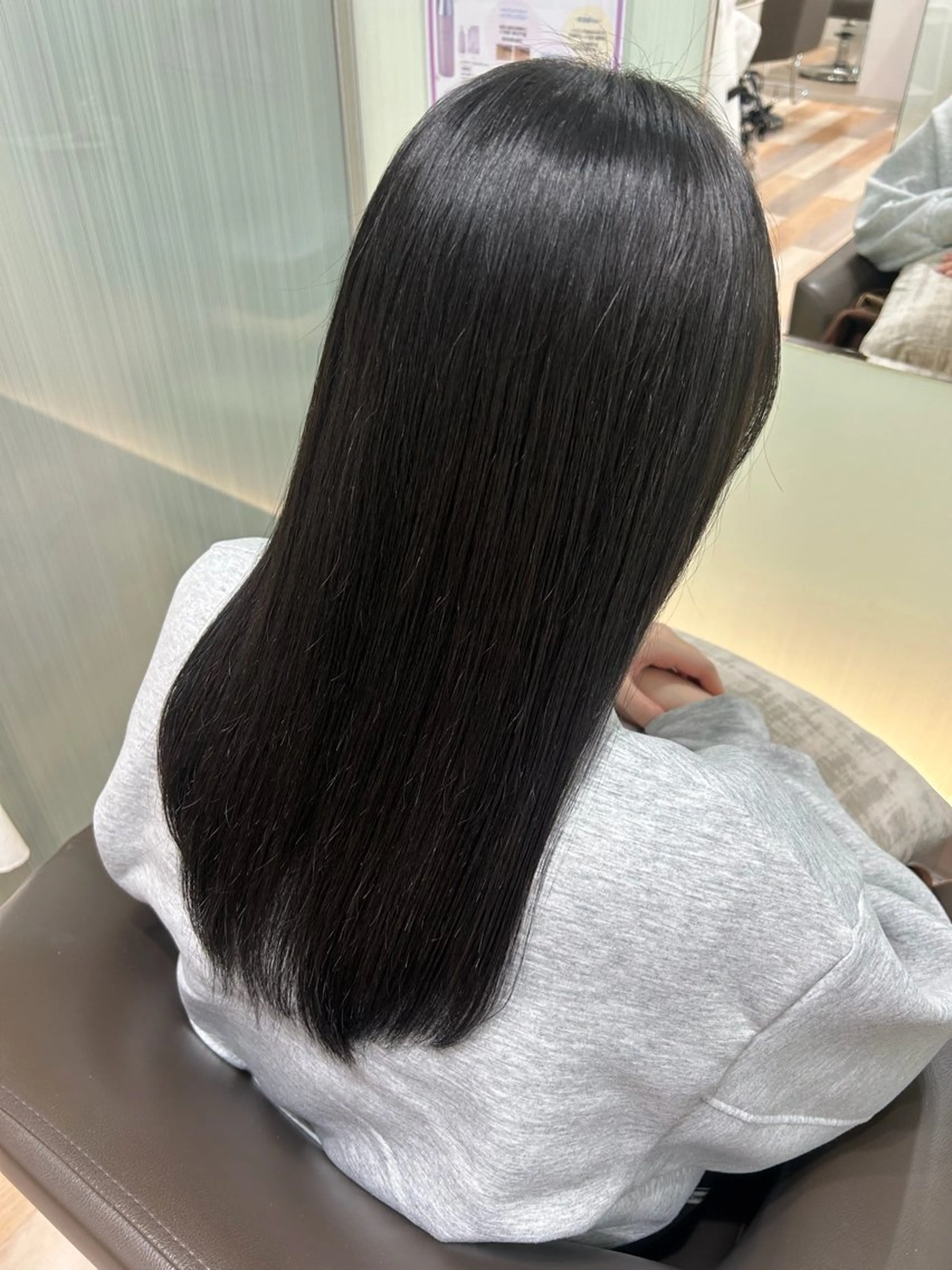 ロング ヘアカラー カラーモデル/暖色 /愛海のヘアスタイル