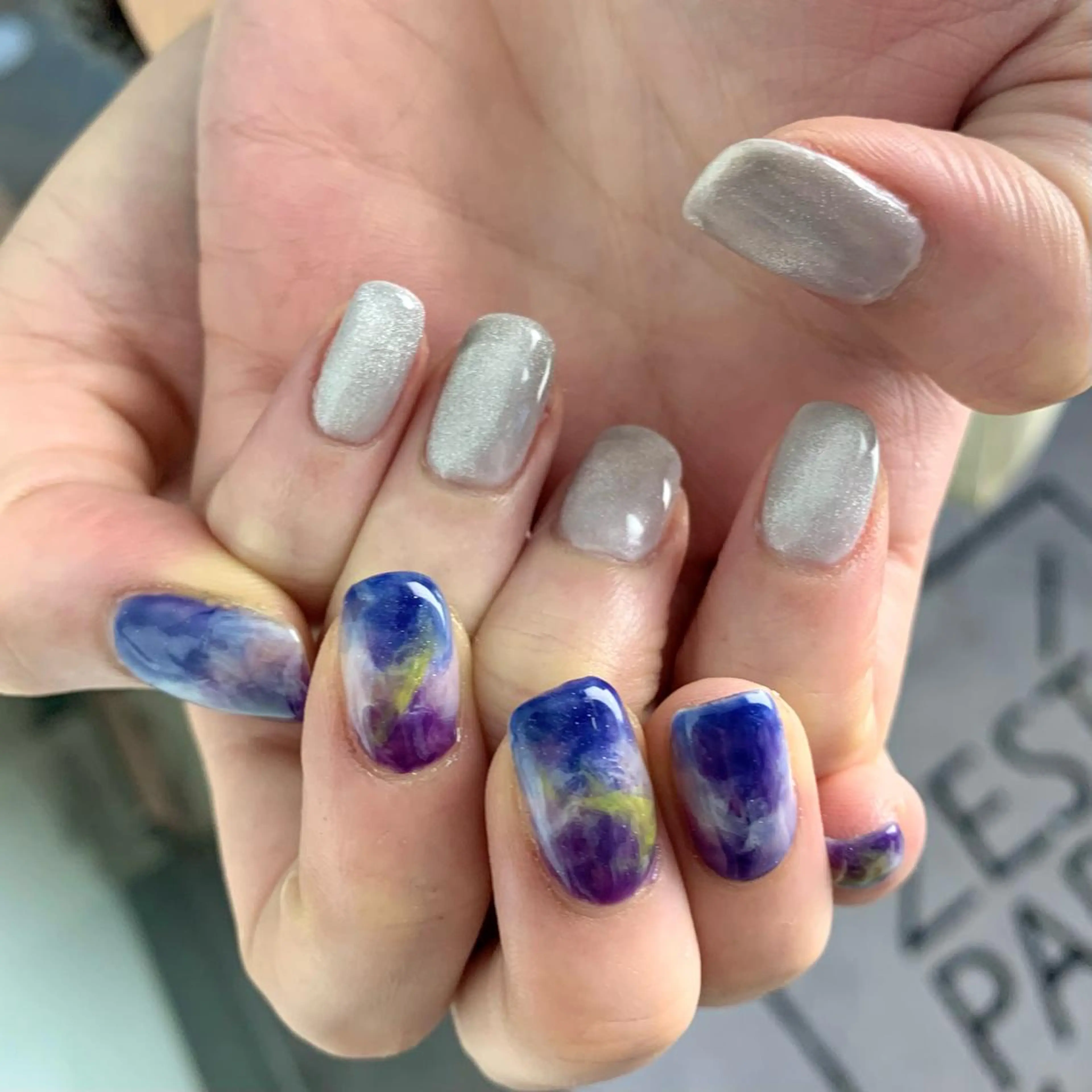 ネイル マグネットネイル ハンドネイル Kureha/ネイル トレンドヘアのヘアスタイル