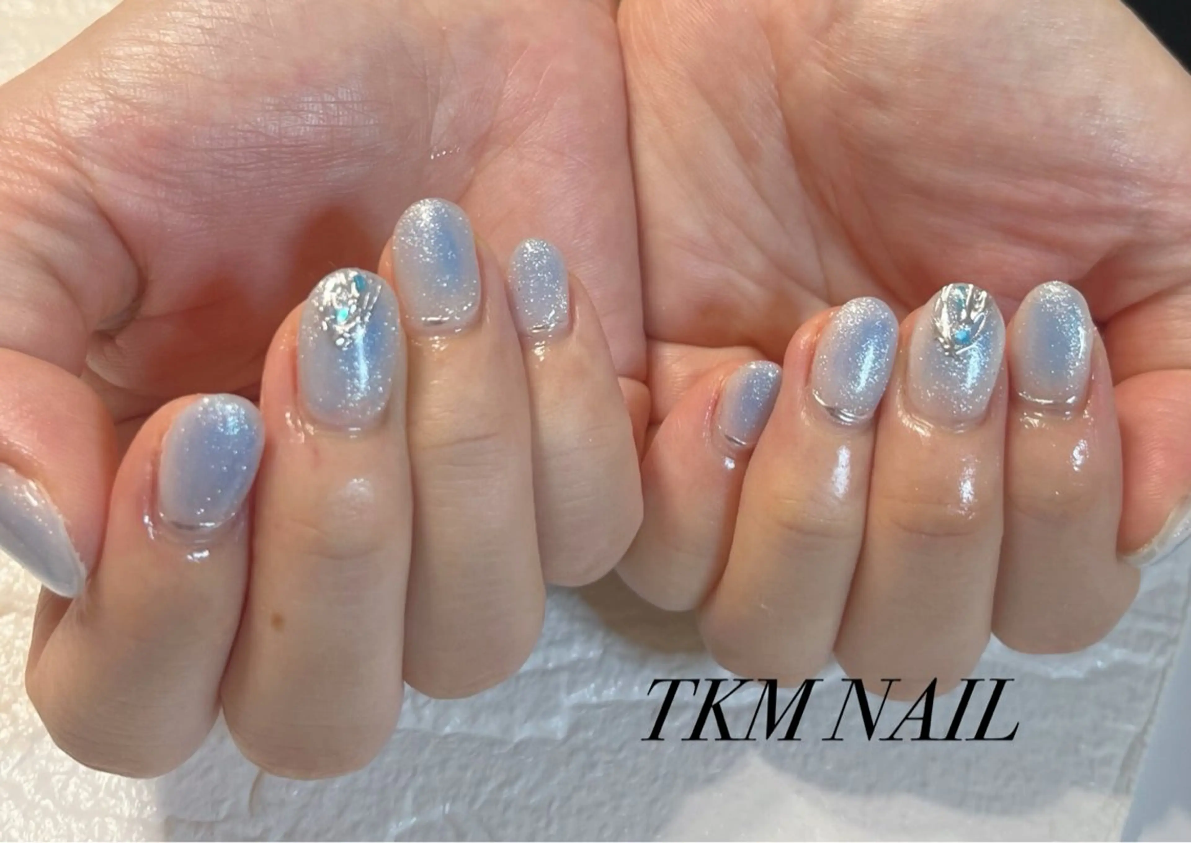 ネイル ブルー チークネイル シンプルネイル ______ TKM  NAILのネイルデザイン