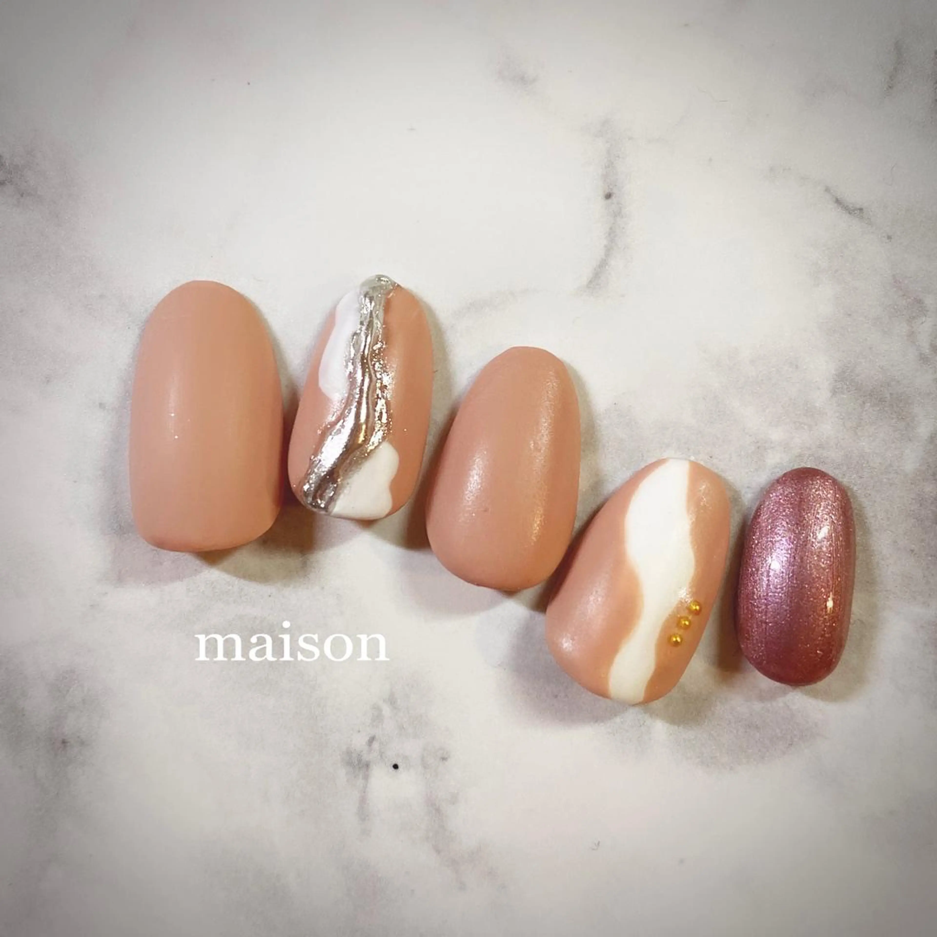 ネイル ハンドネイル ISHIHARA KANAのネイルデザイン