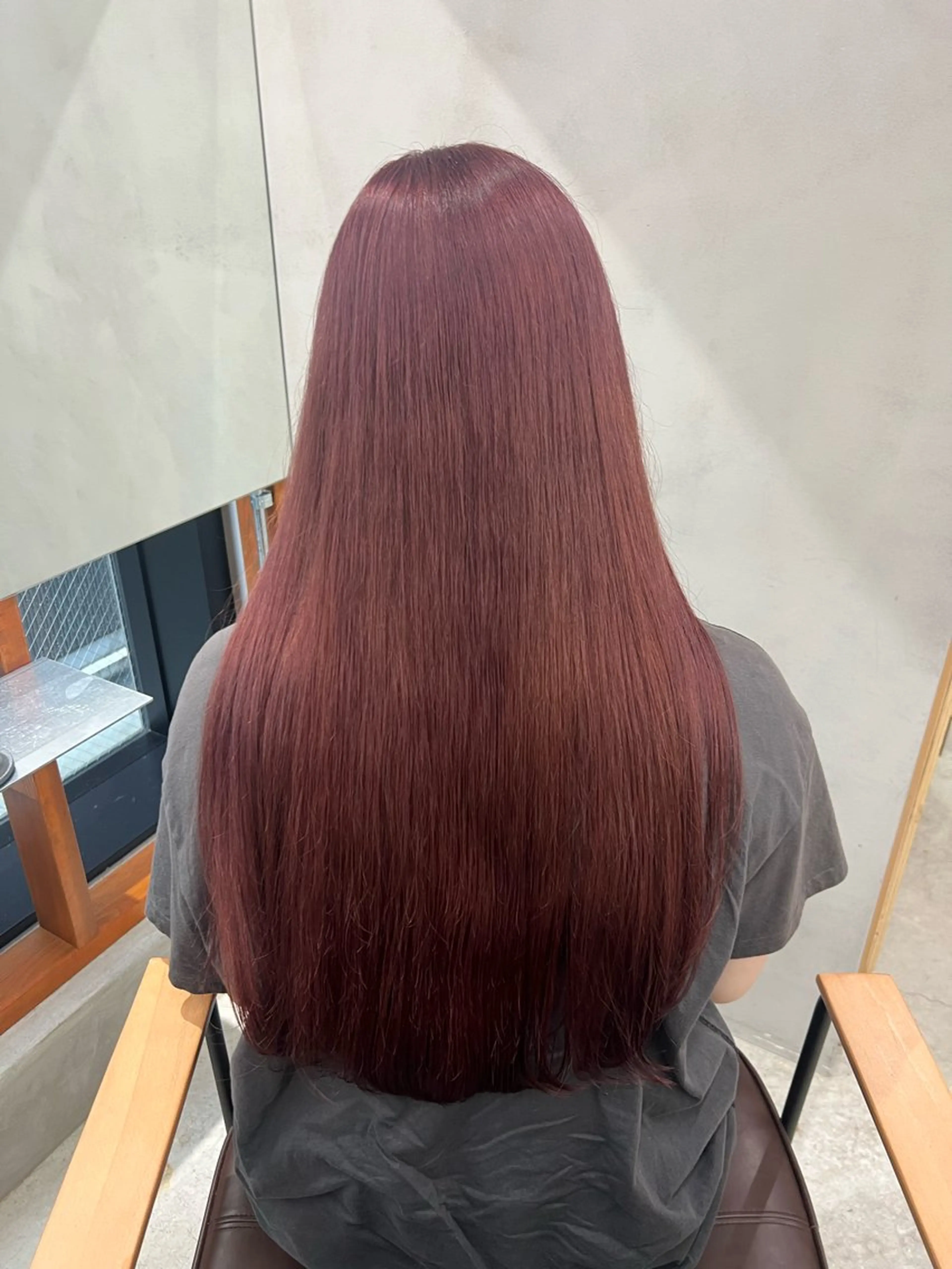 セミロング カラー ヘアアレンジ ピンクカラー ヘアカラー トリートメント 金子 廉のヘアスタイル