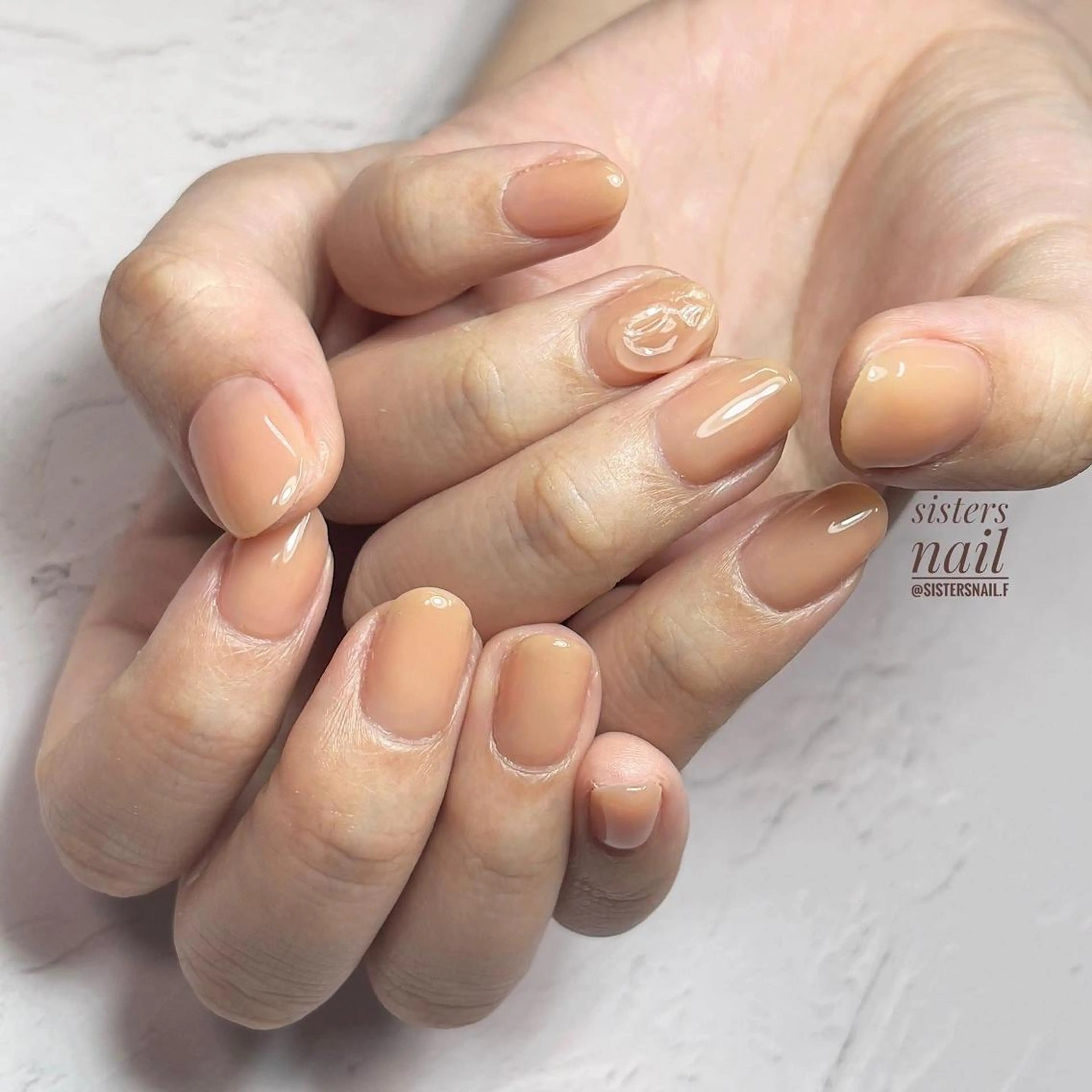 ネイル アートネイル 入学式 卒業式 ニュアンスネイル ぷっくりネイル sisters nail.fのネイルデザイン