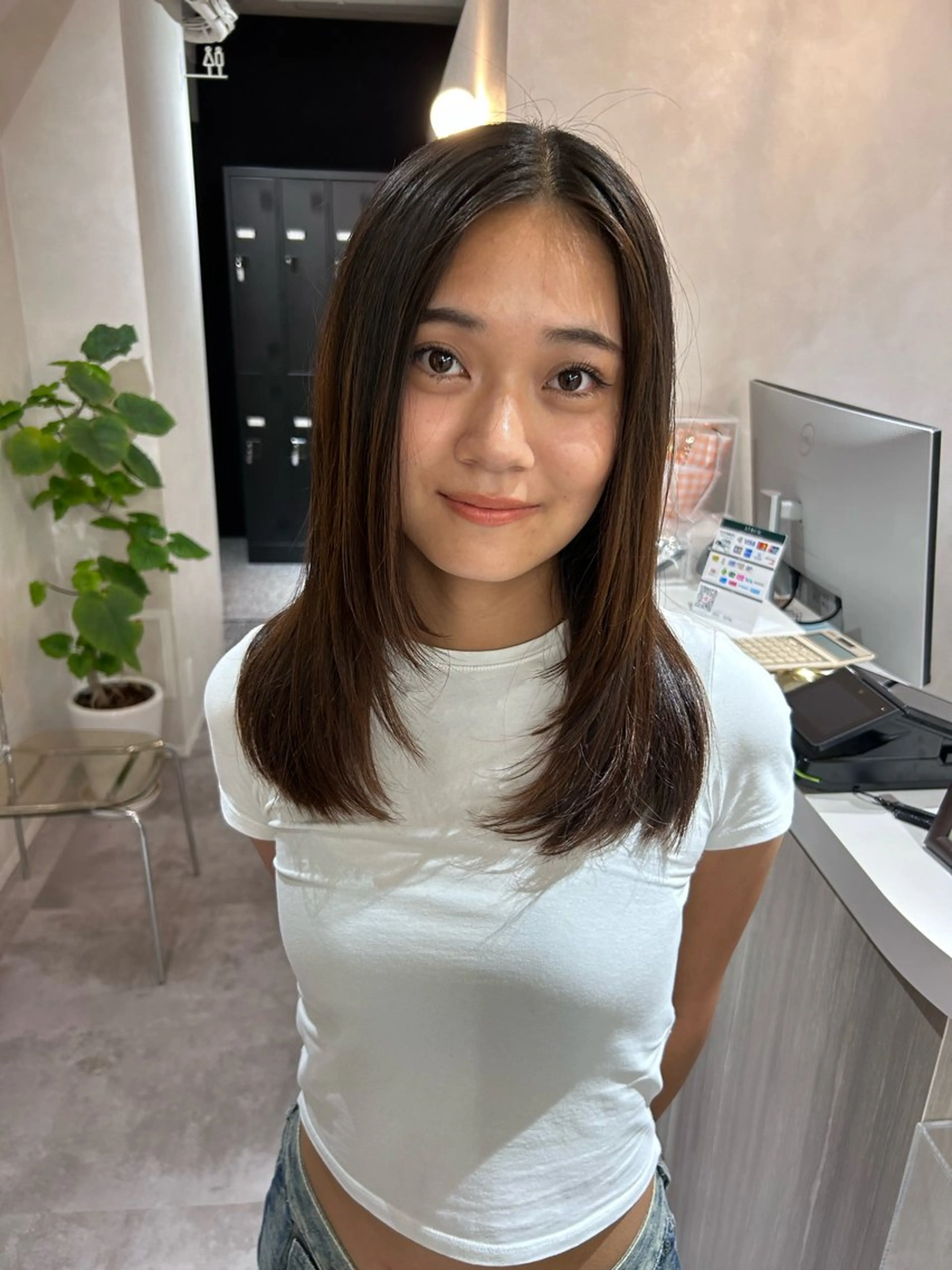 ミディアム ヘアアレンジ 顔周りカット レイヤーカット 小顔カット SIGMA LATTE所属・光岡 光のヘアスタイル