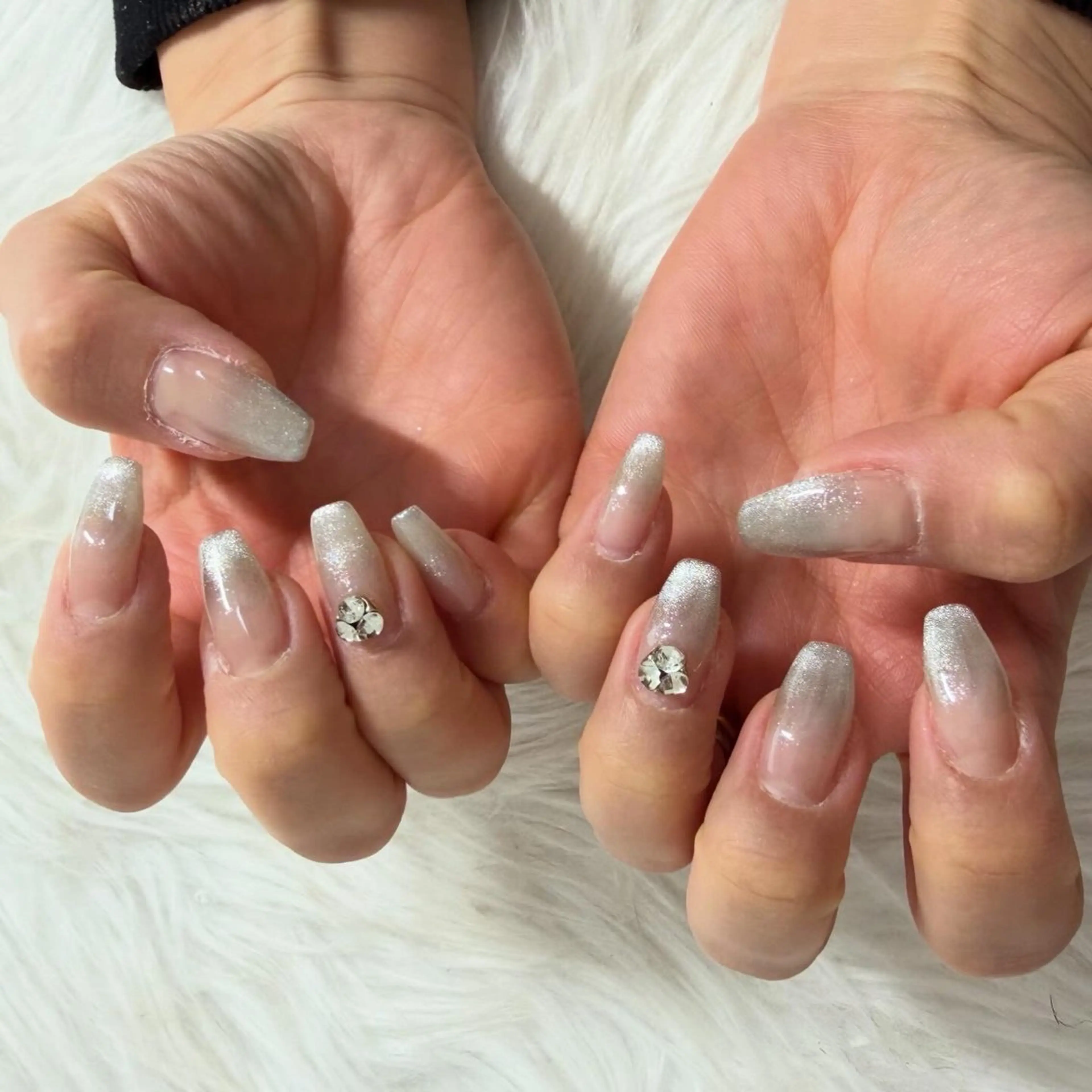 セミロング ハンドネイル mao .のネイルデザイン