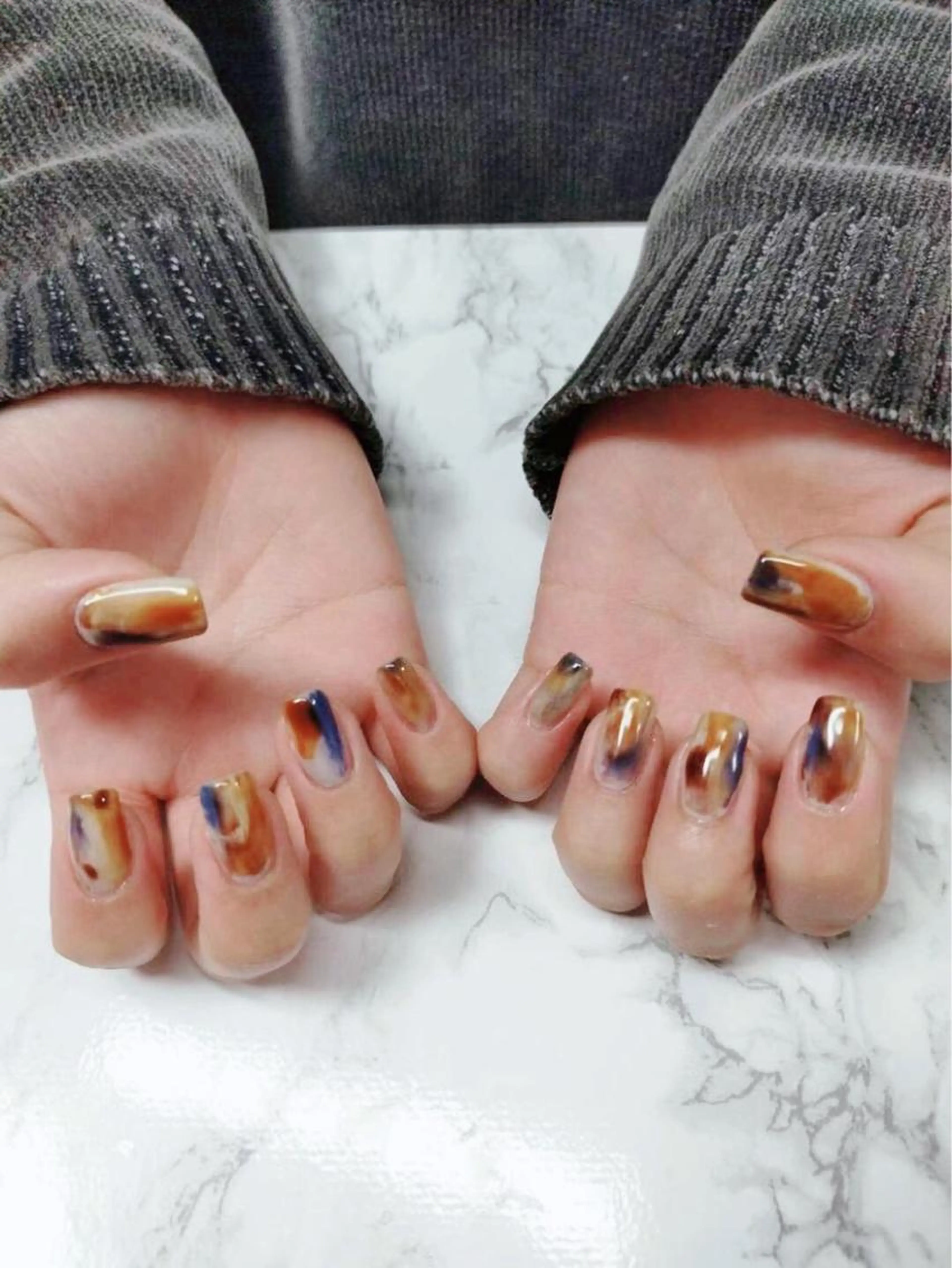 マーブルカラー💓💅🌈　オフ無料の写真