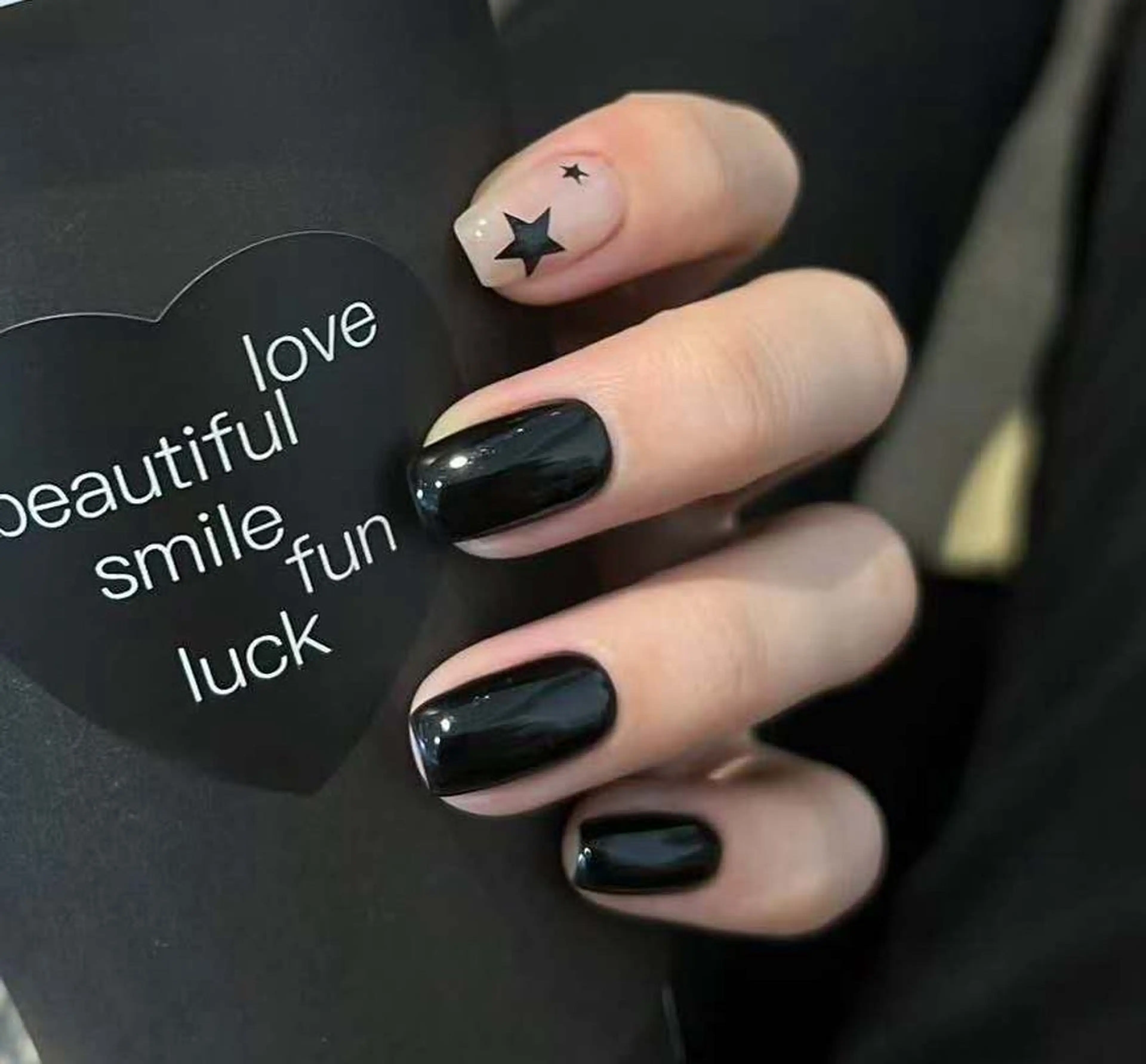 ネイル ハンドネイル ハンドケア BabyYouMi nailのネイルデザイン